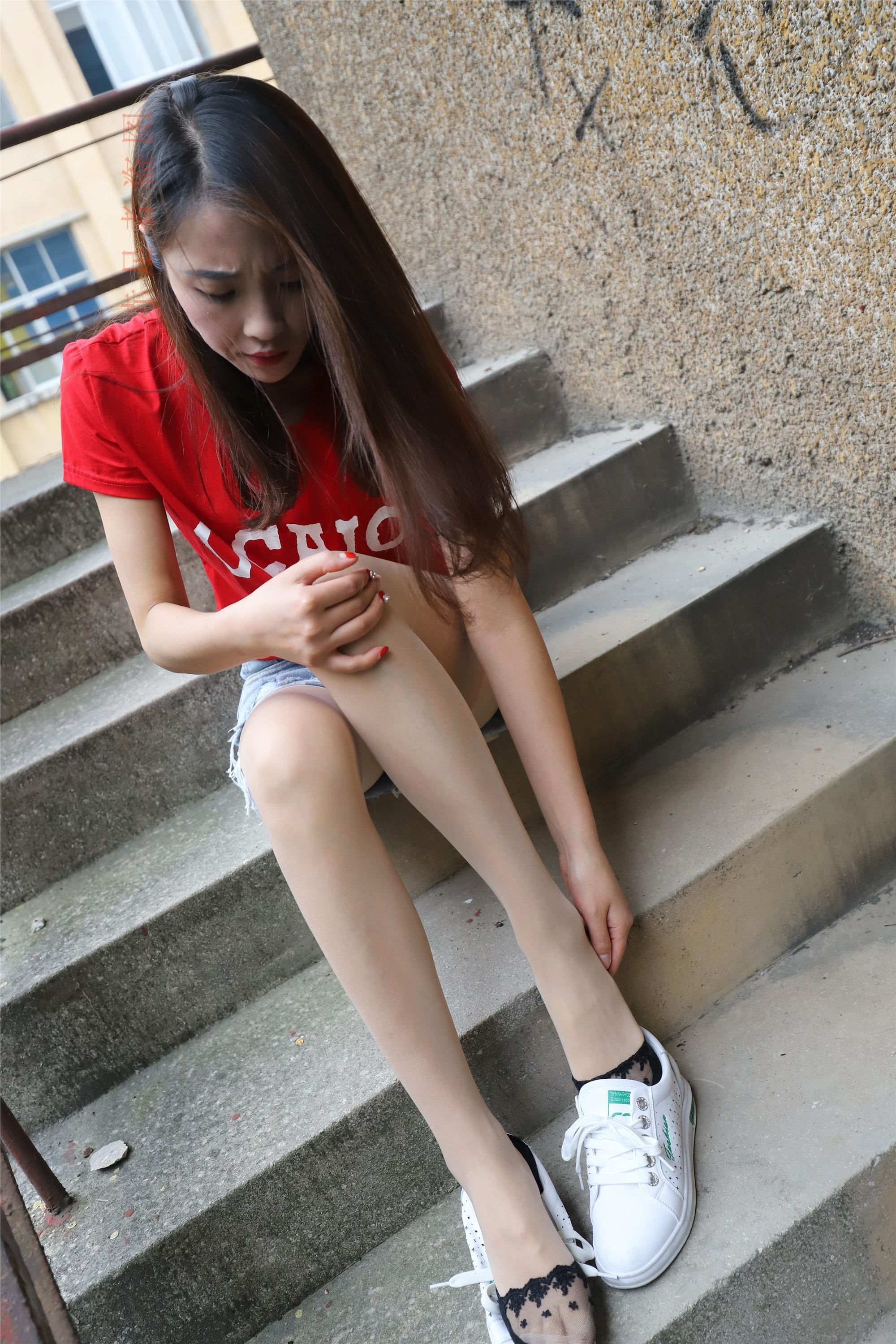 大西瓜套图 2018 6月活动模特1   长si 船袜(两套）1