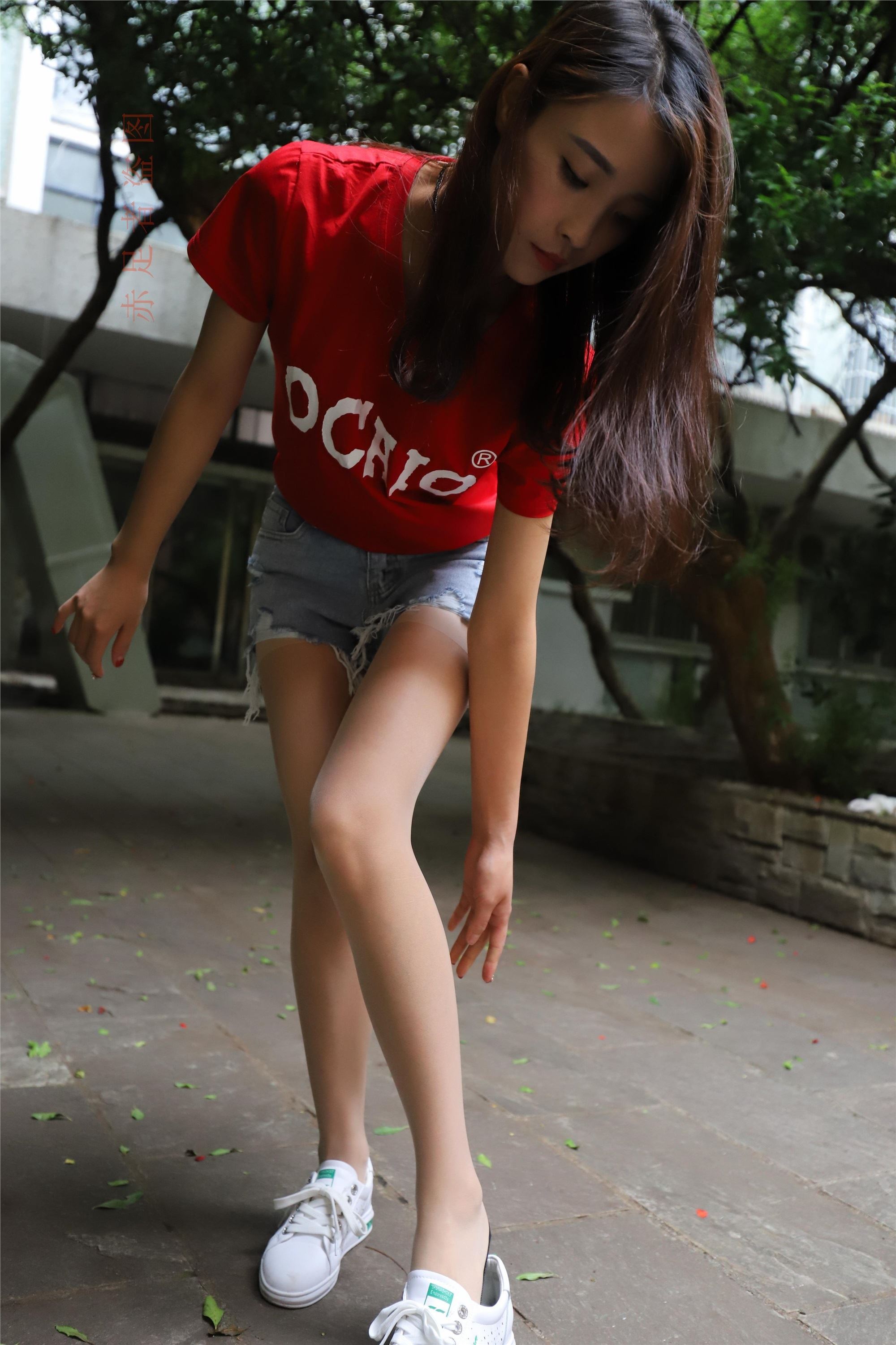 大西瓜套图 2018 6月活动模特1   长si 船袜(两套）1