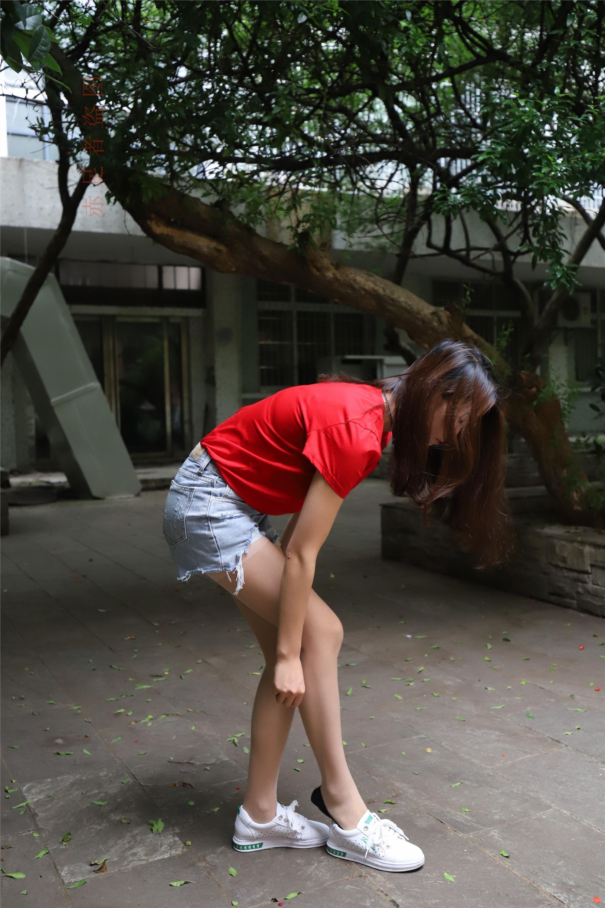 大西瓜套图 2018 6月活动模特1   长si 船袜(两套）1