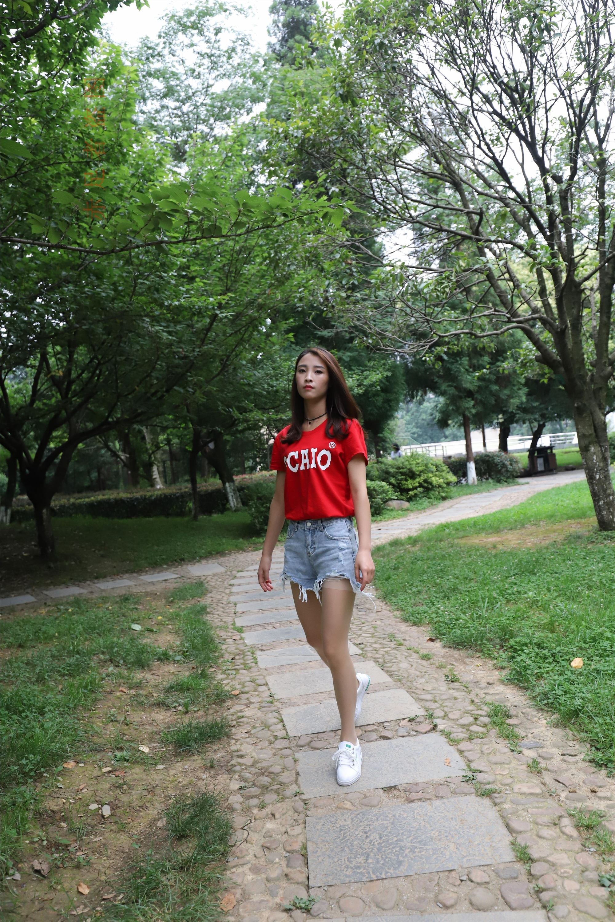 大西瓜套图 2018 6月活动模特1   长si 船袜(两套）1