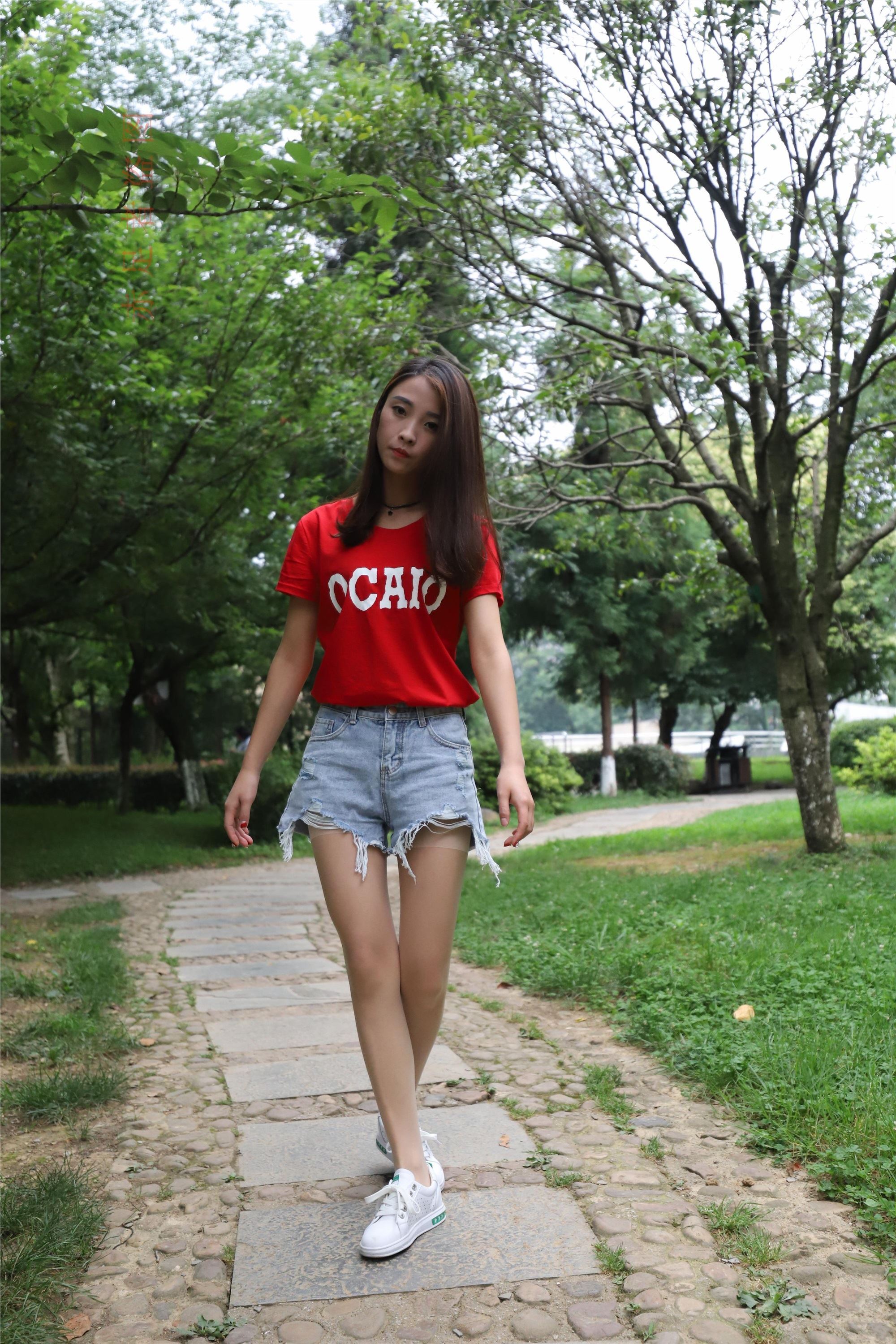 大西瓜套图 2018 6月活动模特1   长si 船袜(两套）1