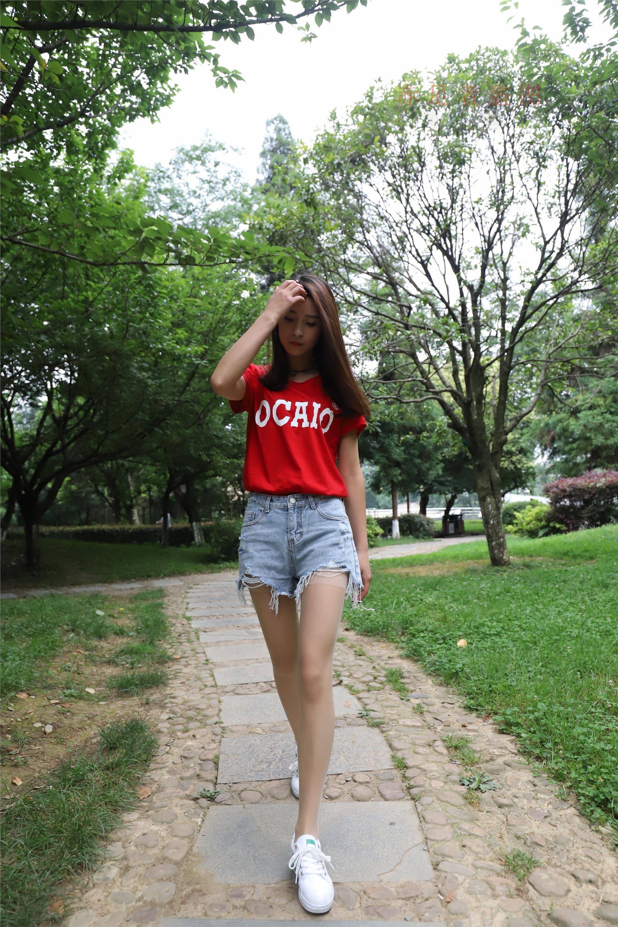 大西瓜套图 2018 6月活动模特1   长si 船袜(两套）1