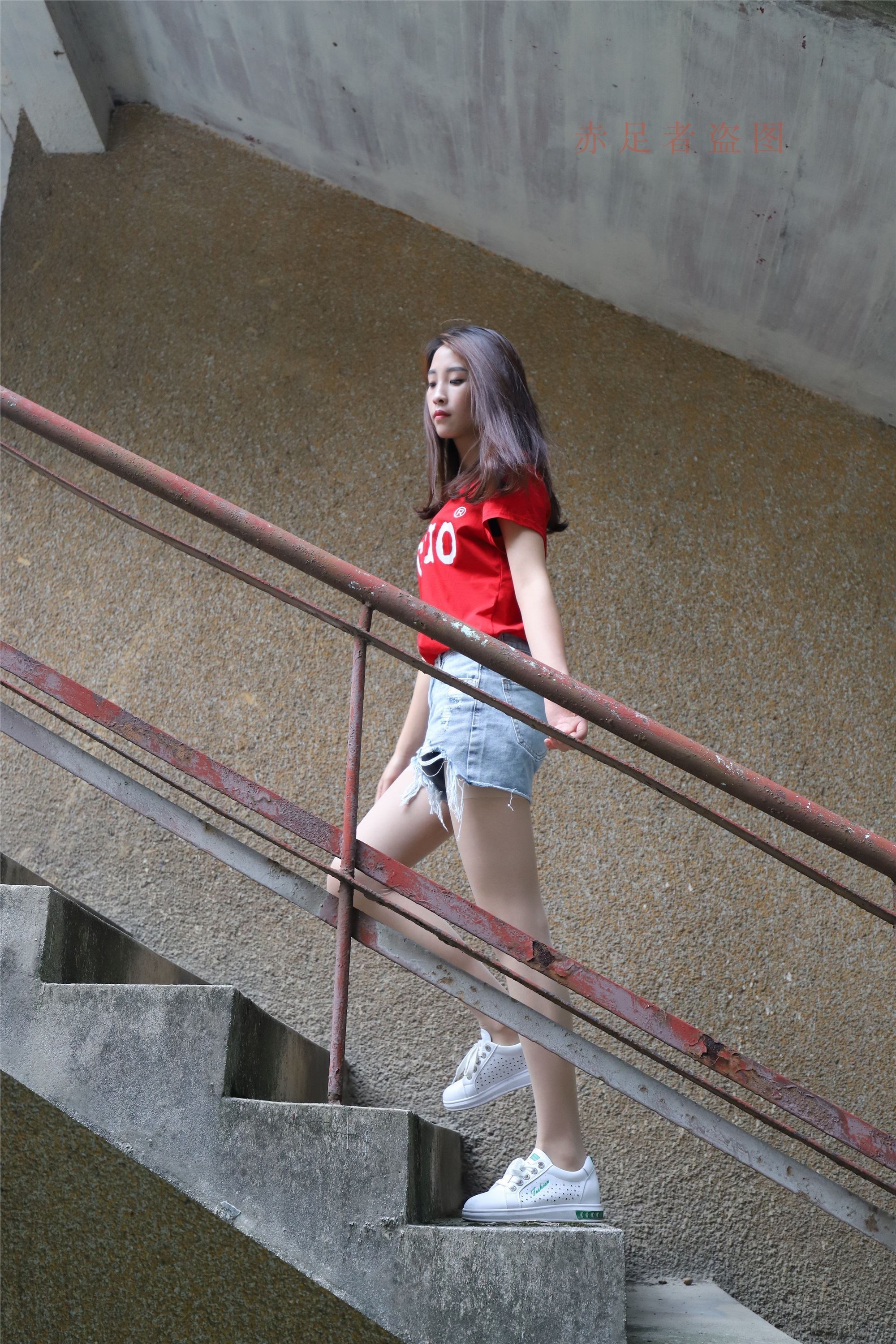 大西瓜套图 2018 6月活动模特1   长si 船袜(两套）1