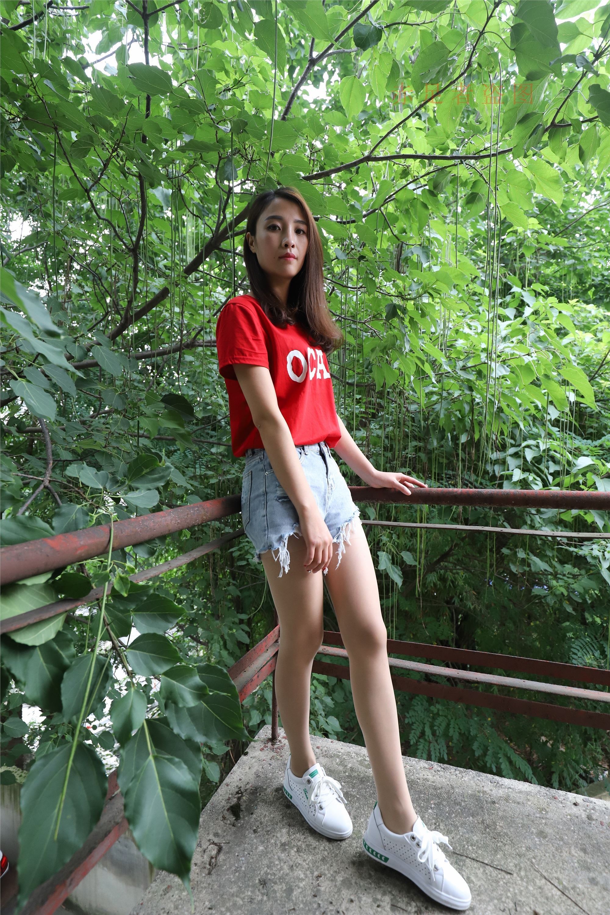 大西瓜套图 2018 6月活动模特1   长si 船袜(两套）1