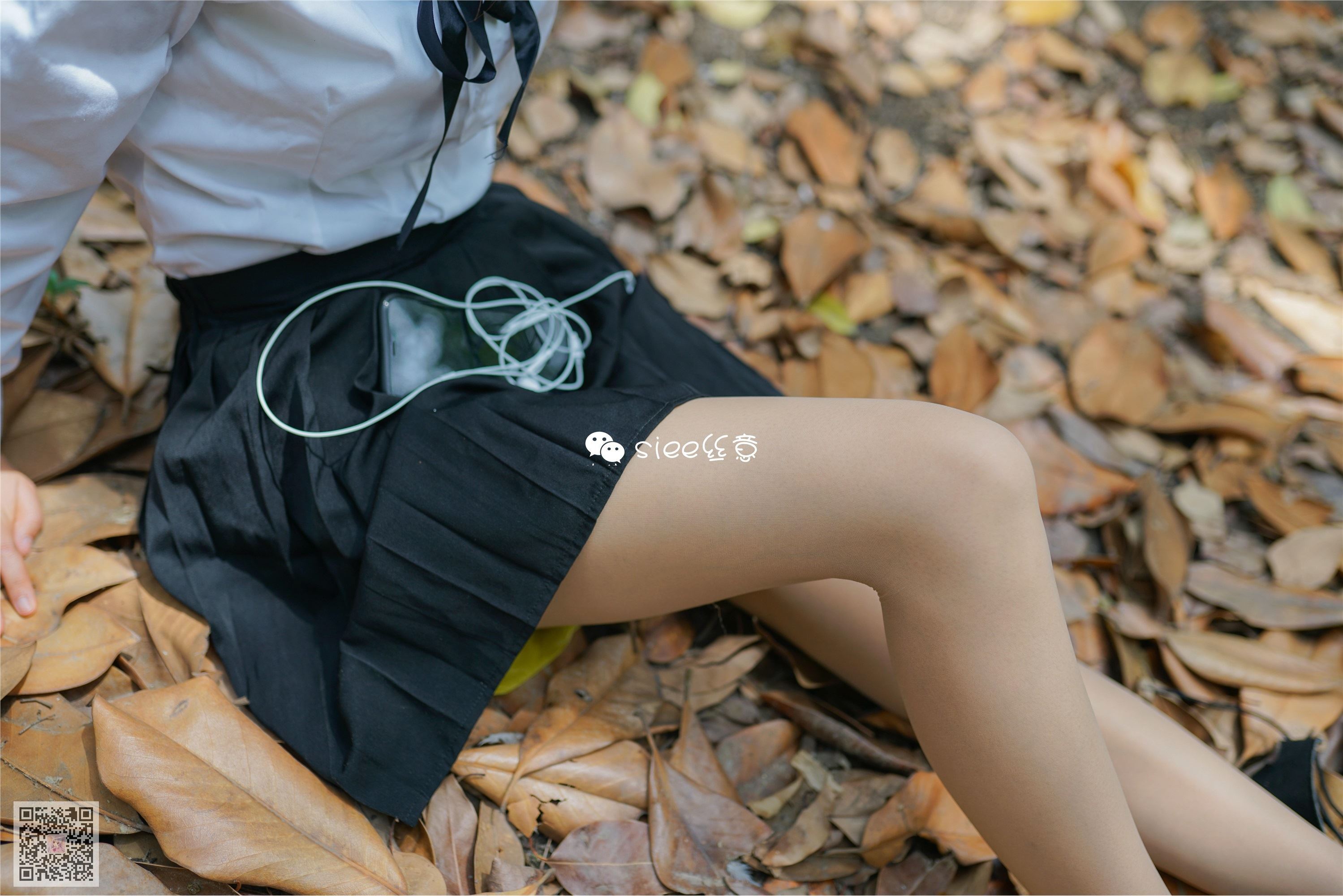 SIEE丝意  No.308 沐萱 小树林的秘密