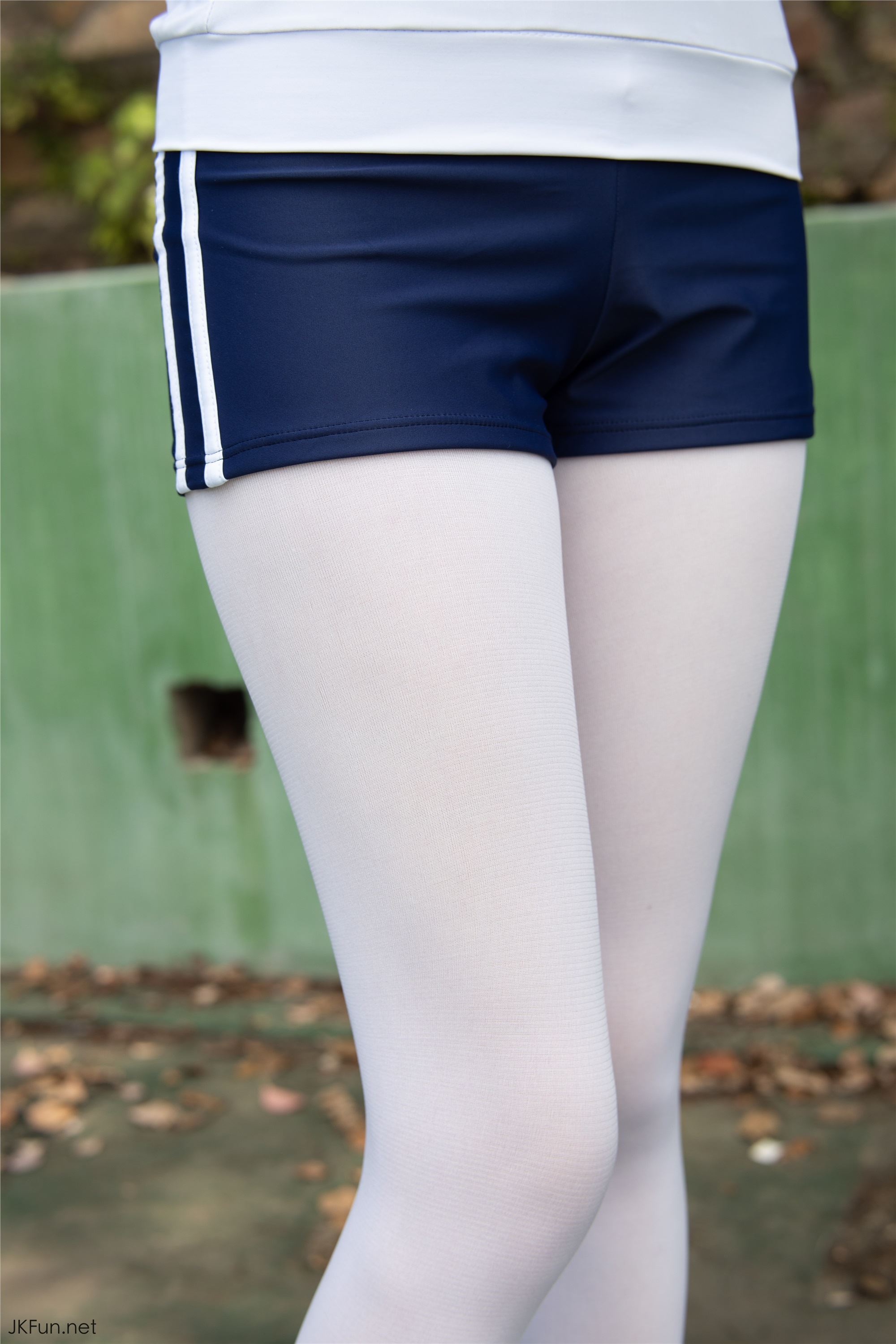 森萝财团萝莉丝足写真 JKFUN-019 80D白丝 外景体操服