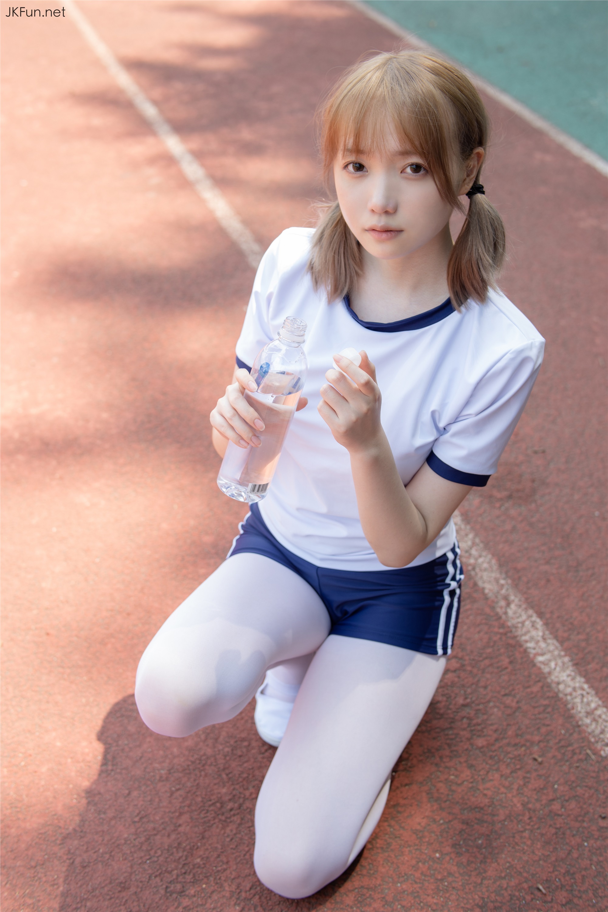 森萝财团萝莉丝足写真 JKFUN-019 80D白丝 外景体操服