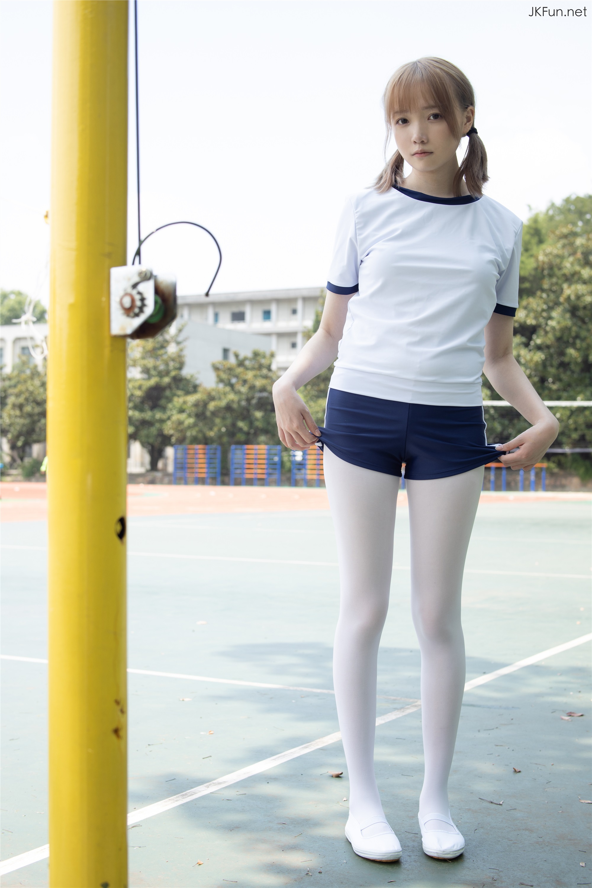 森萝财团萝莉丝足写真 JKFUN-019 80D白丝 外景体操服