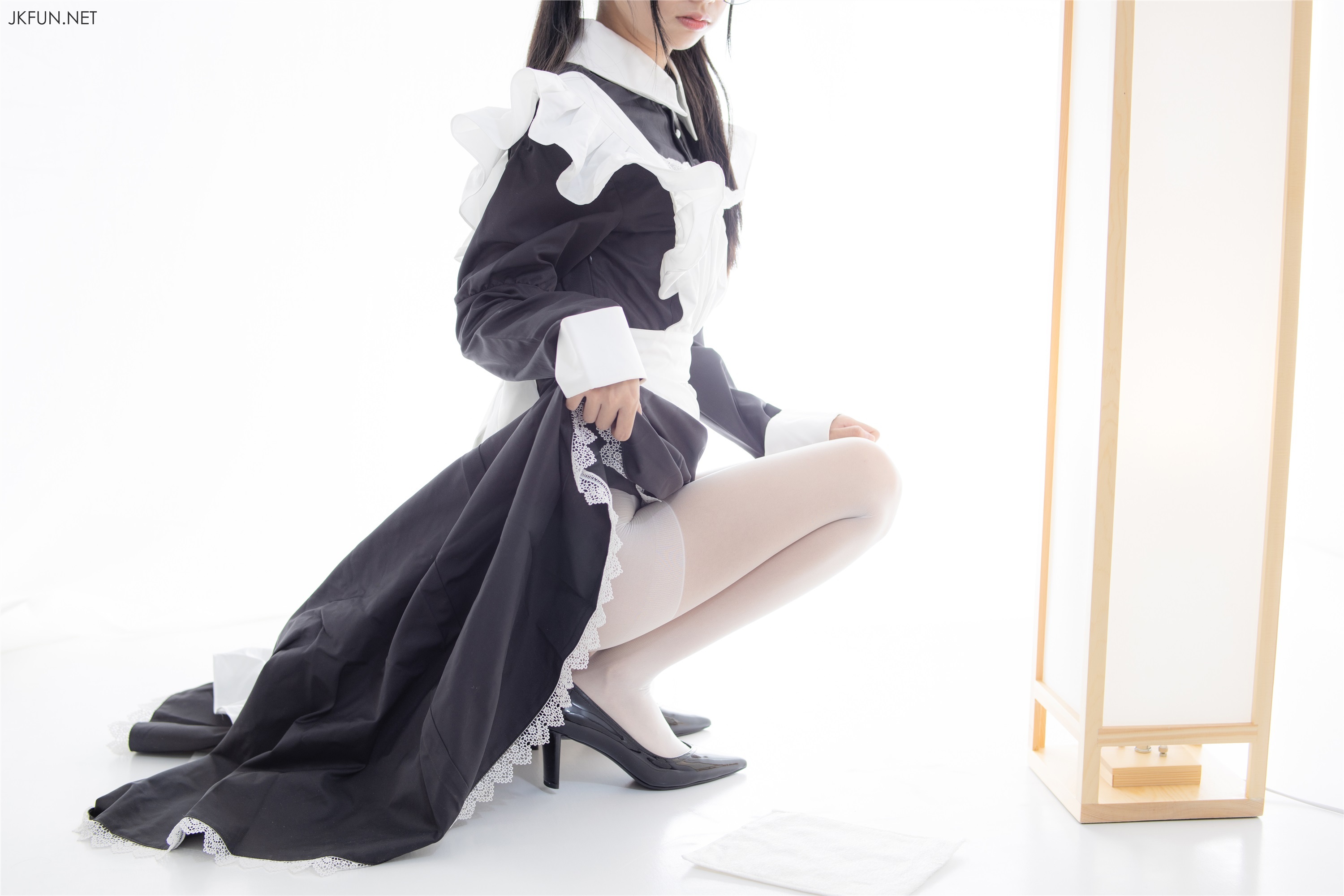 森萝财团萝莉丝足写真 JKFUN-017 15D超薄白丝