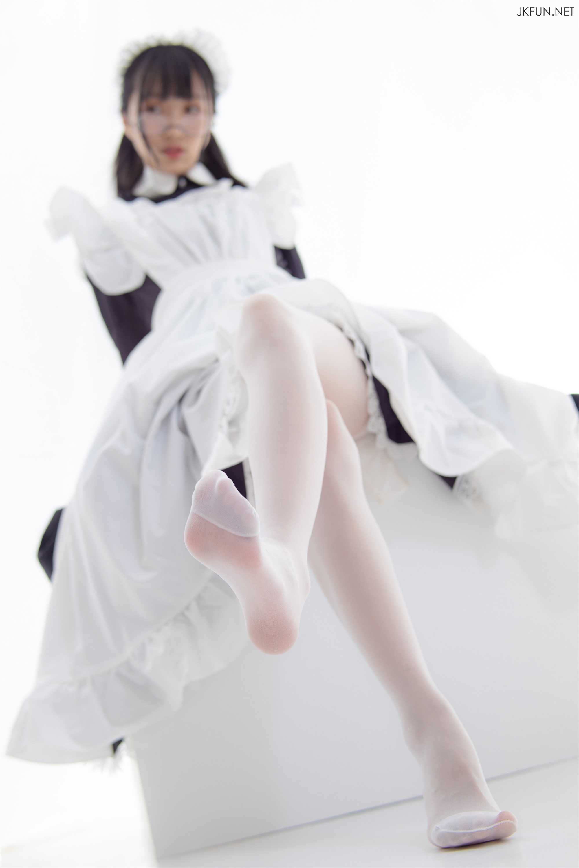 森萝财团萝莉丝足写真 JKFUN-017 15D超薄白丝