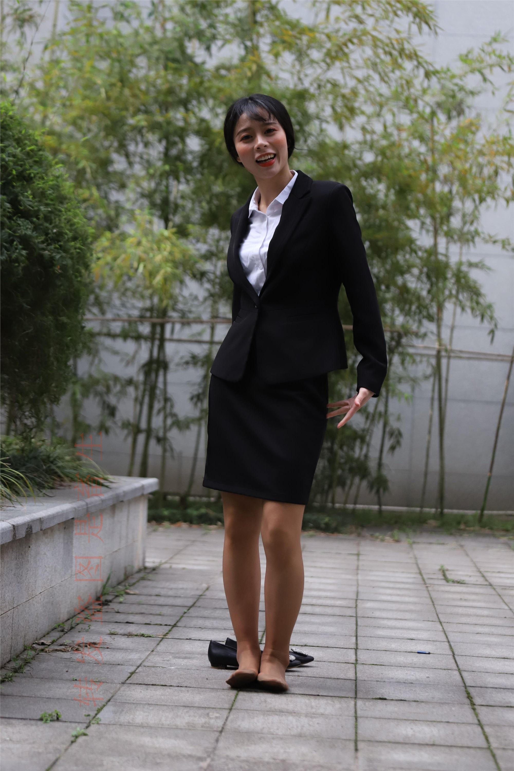 大西瓜套图 2018 4月活动 模特二 职业装薄灰