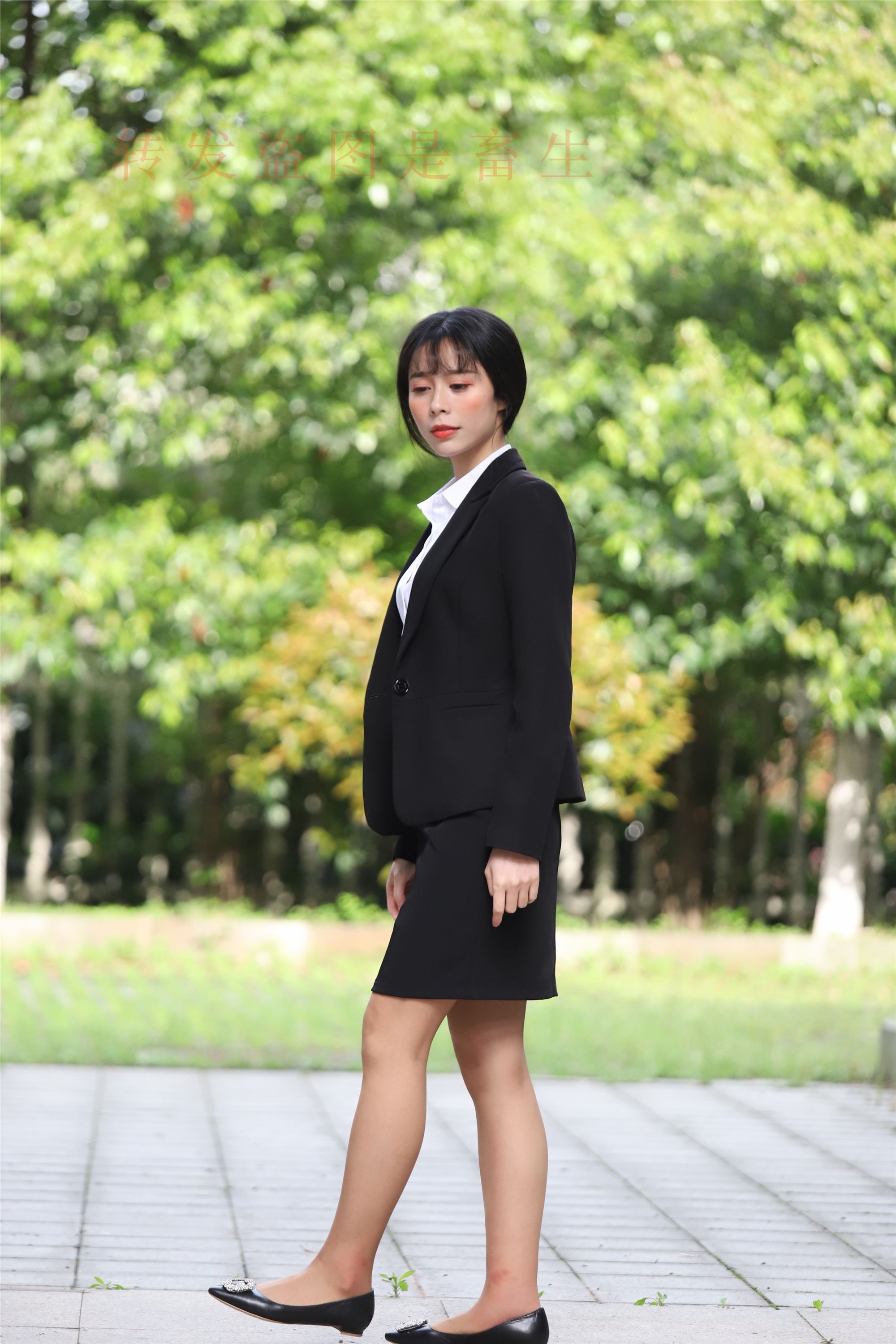 大西瓜套图 2018 4月活动 模特二 职业装薄灰