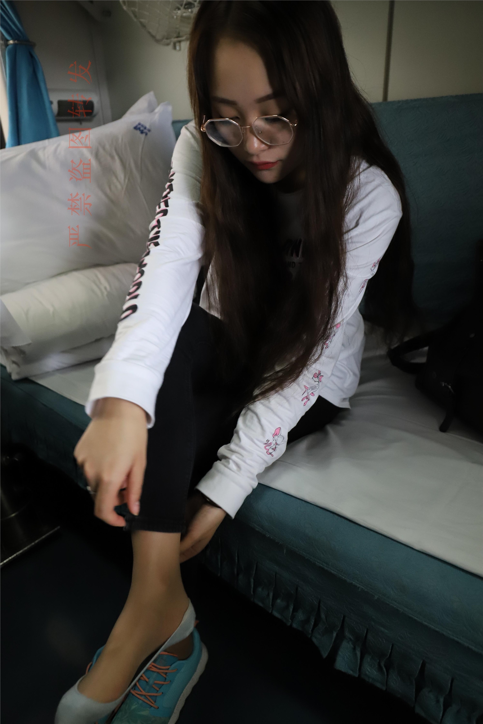 大西瓜套图 2018 5月活动 模特1 船袜1