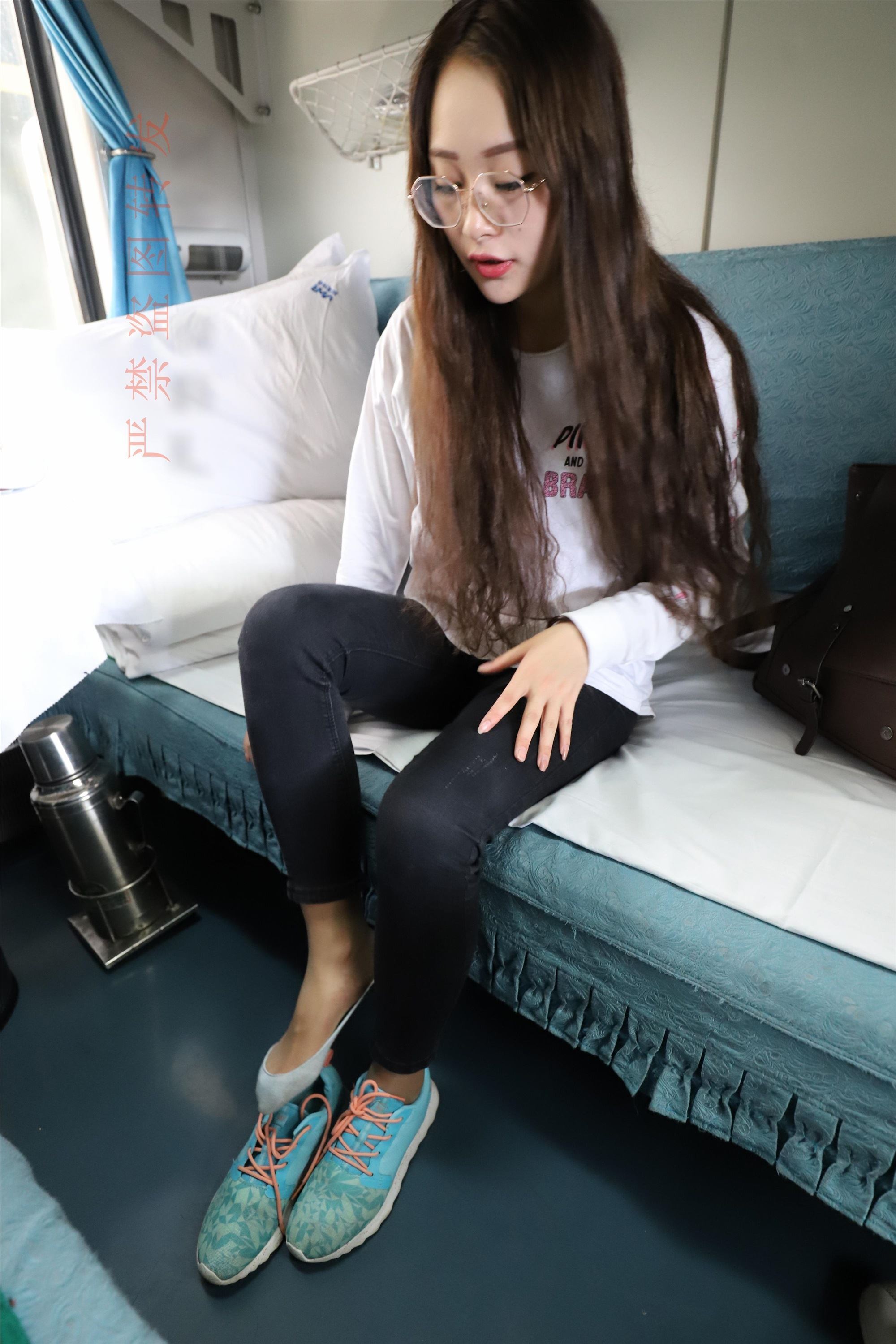 大西瓜套图 2018 5月活动 模特1 船袜1