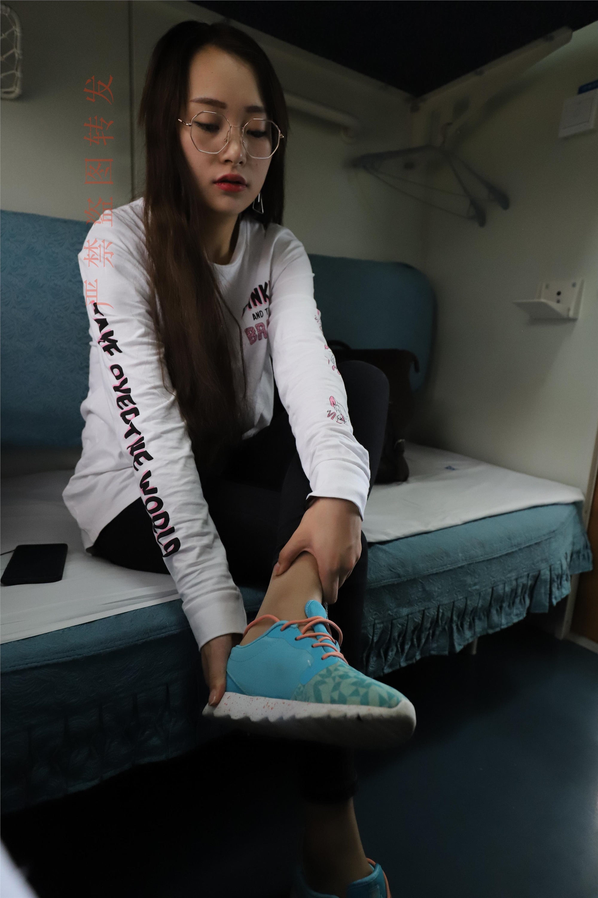 大西瓜套图 2018 5月活动 模特1 船袜1