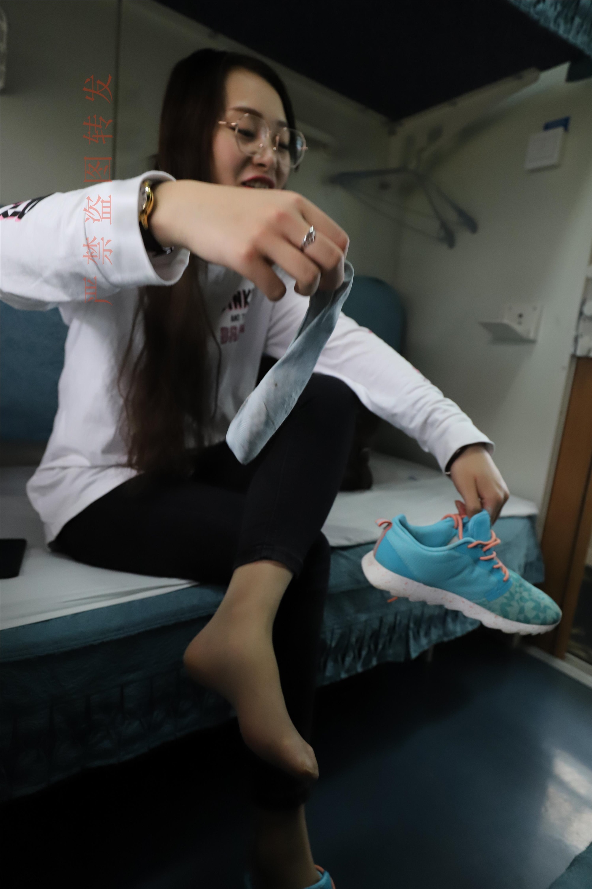 大西瓜套图 2018 5月活动 模特1 船袜1