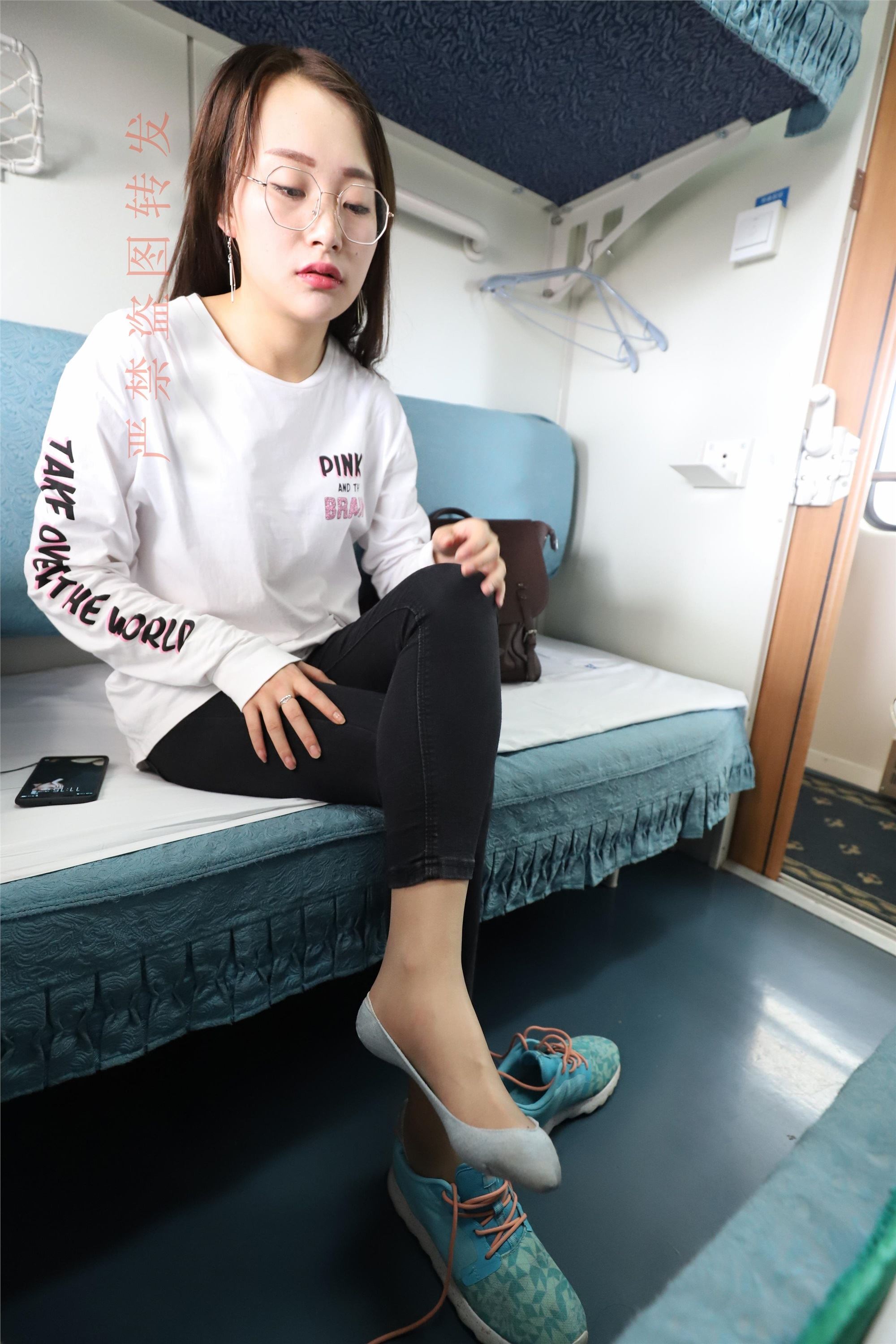 大西瓜套图 2018 5月活动 模特1 船袜1