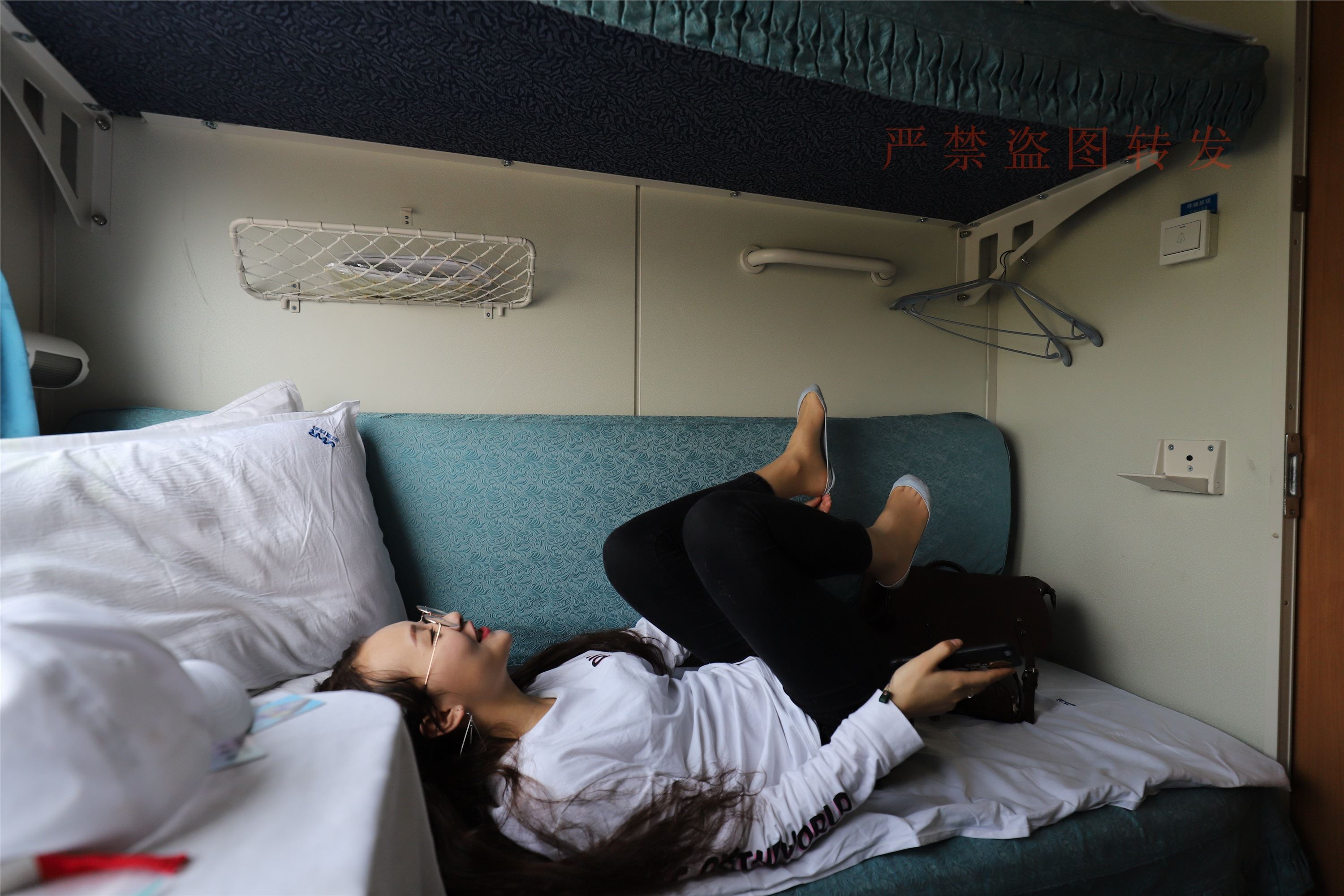 大西瓜套图 2018 5月活动 模特1 船袜2