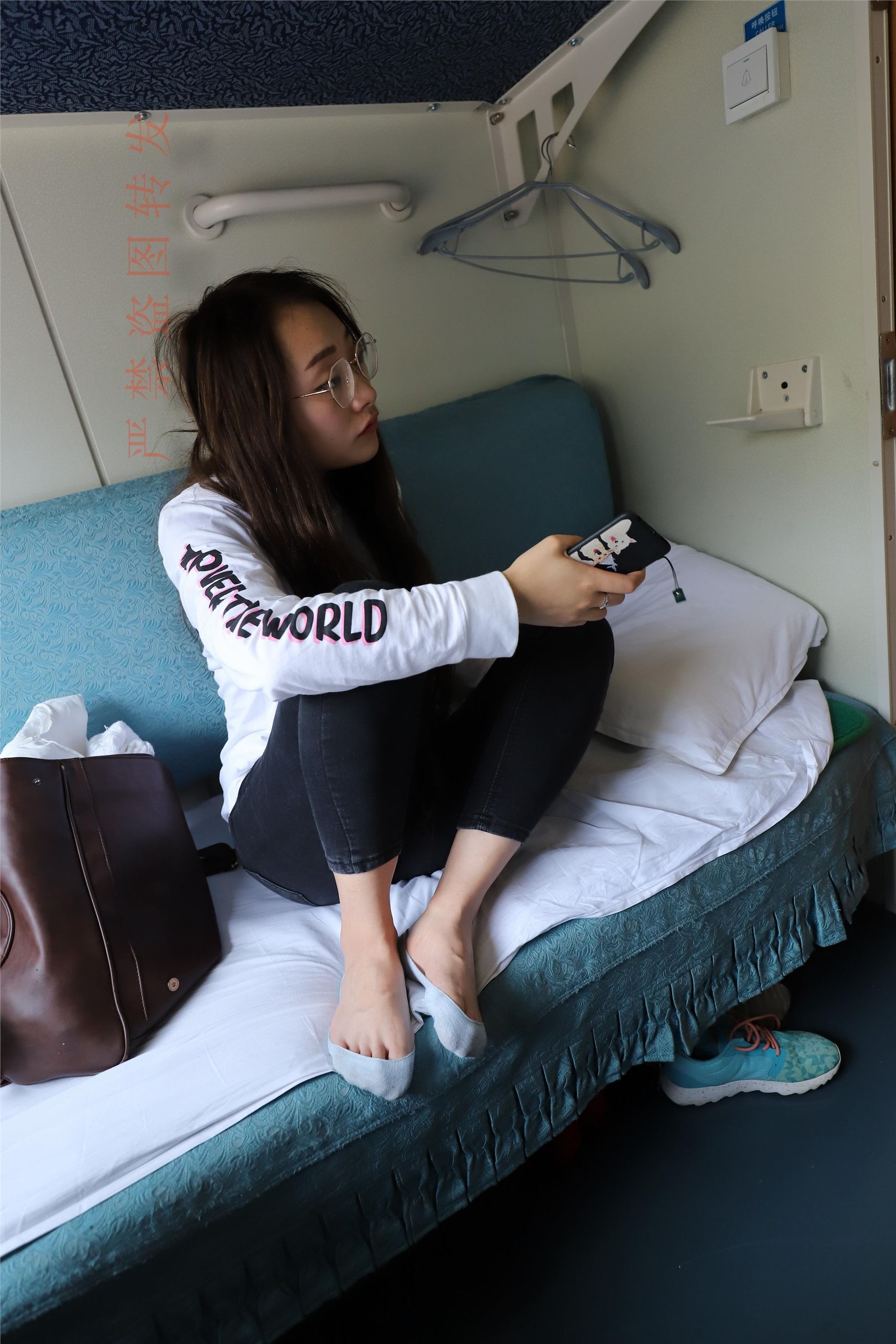 大西瓜套图 2018 5月活动 模特1 船袜2