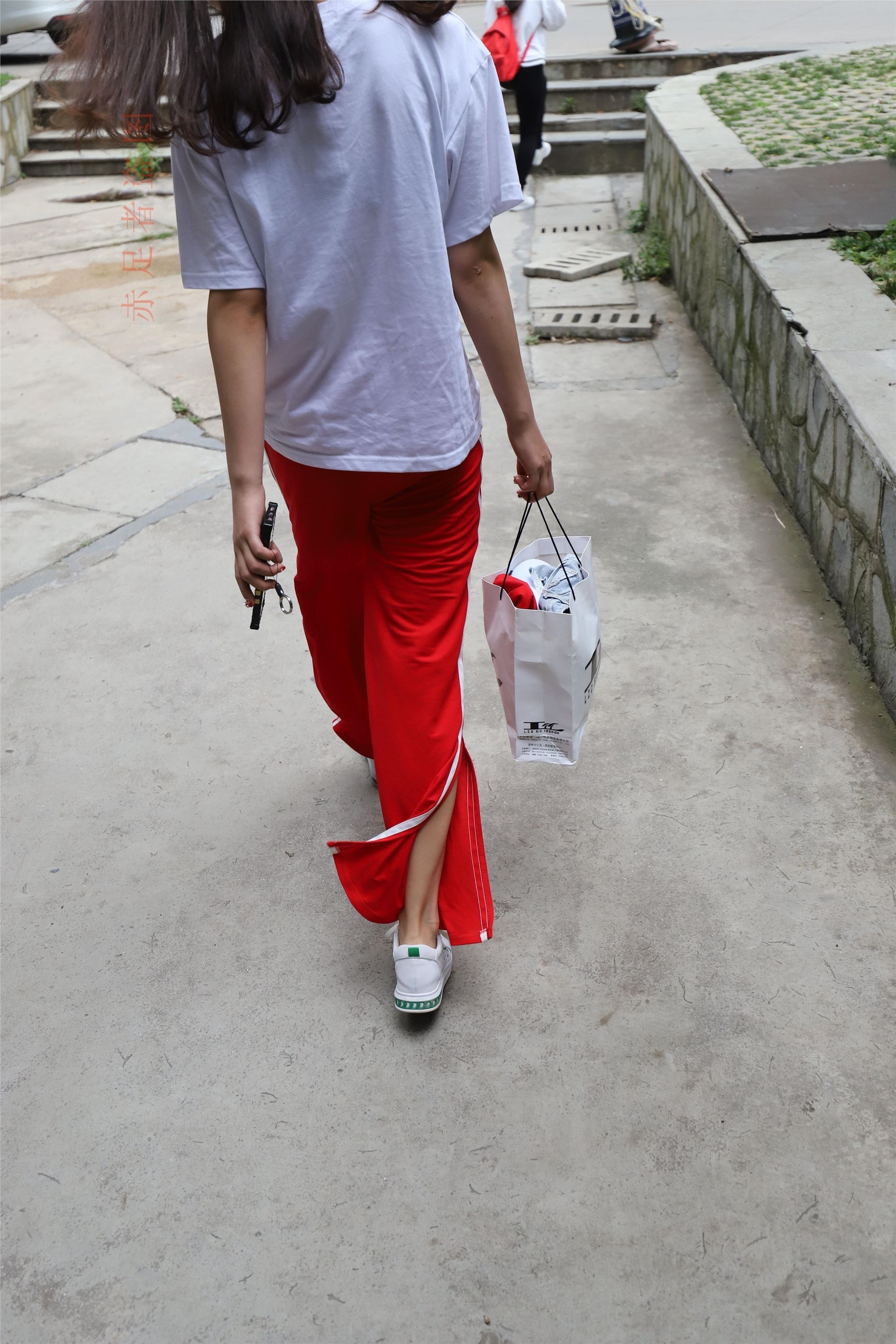 大西瓜套图 2018 6月活动模特1   纯船袜