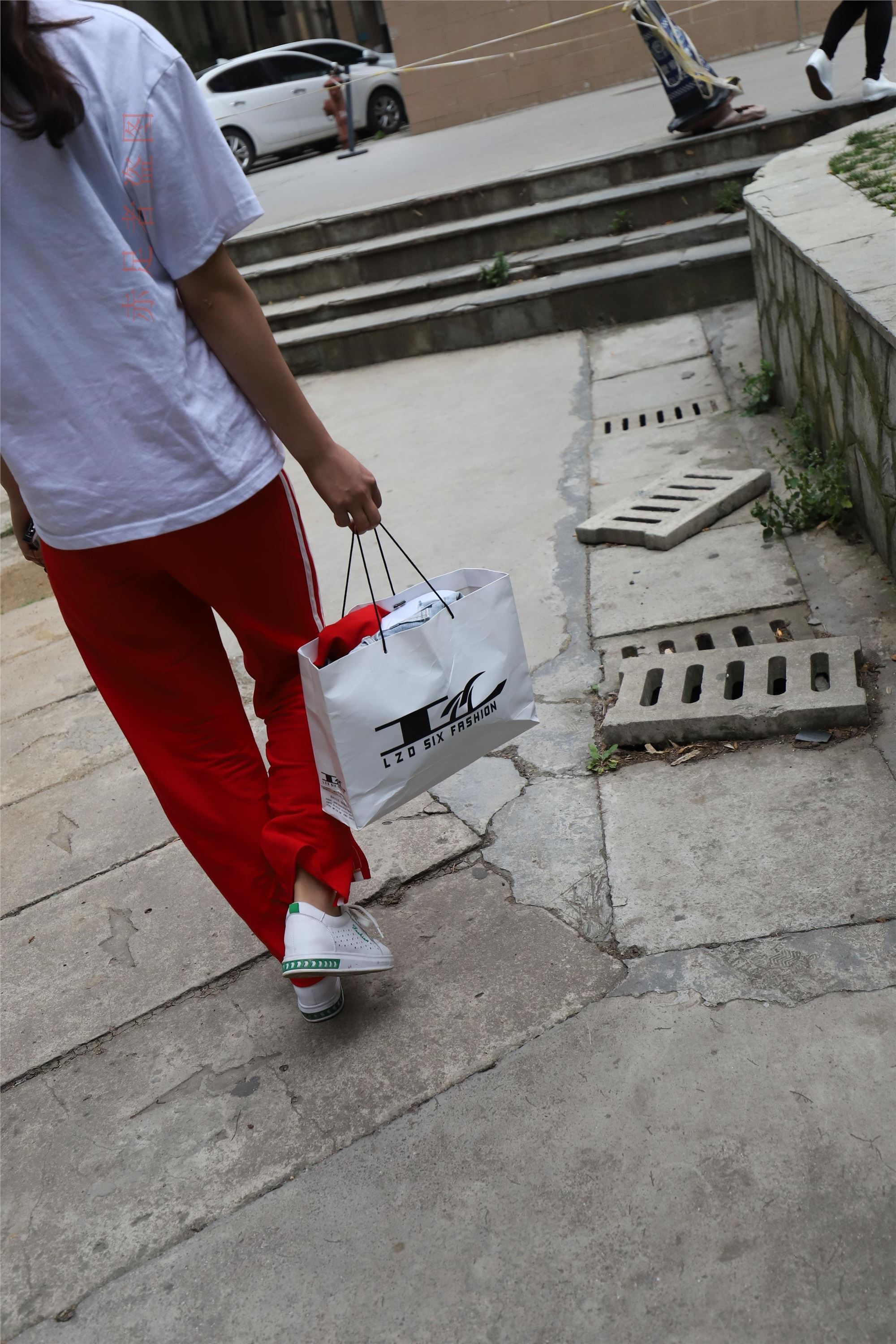 大西瓜套图 2018 6月活动模特1   纯船袜