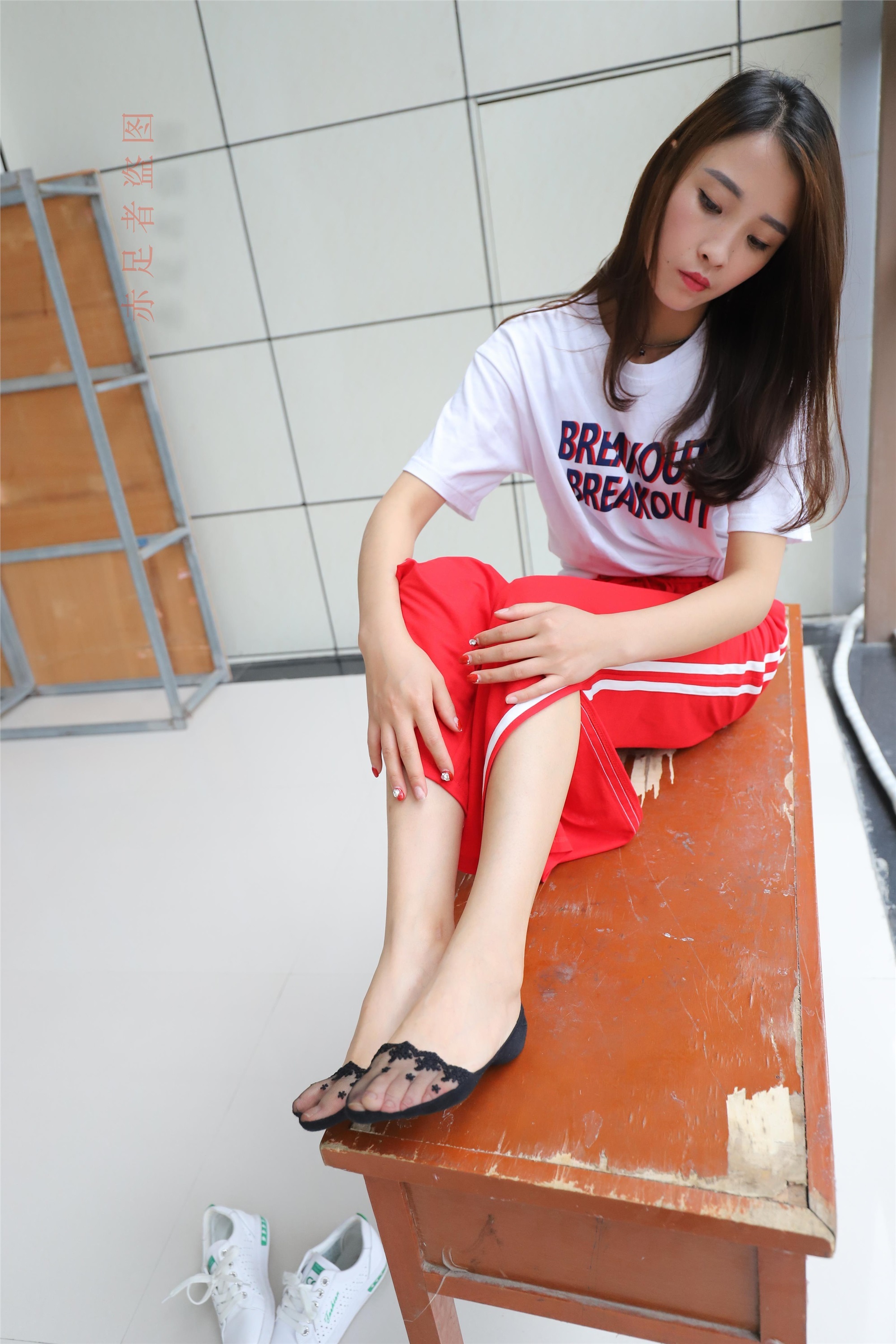 大西瓜套图 2018 6月活动模特1   纯船袜