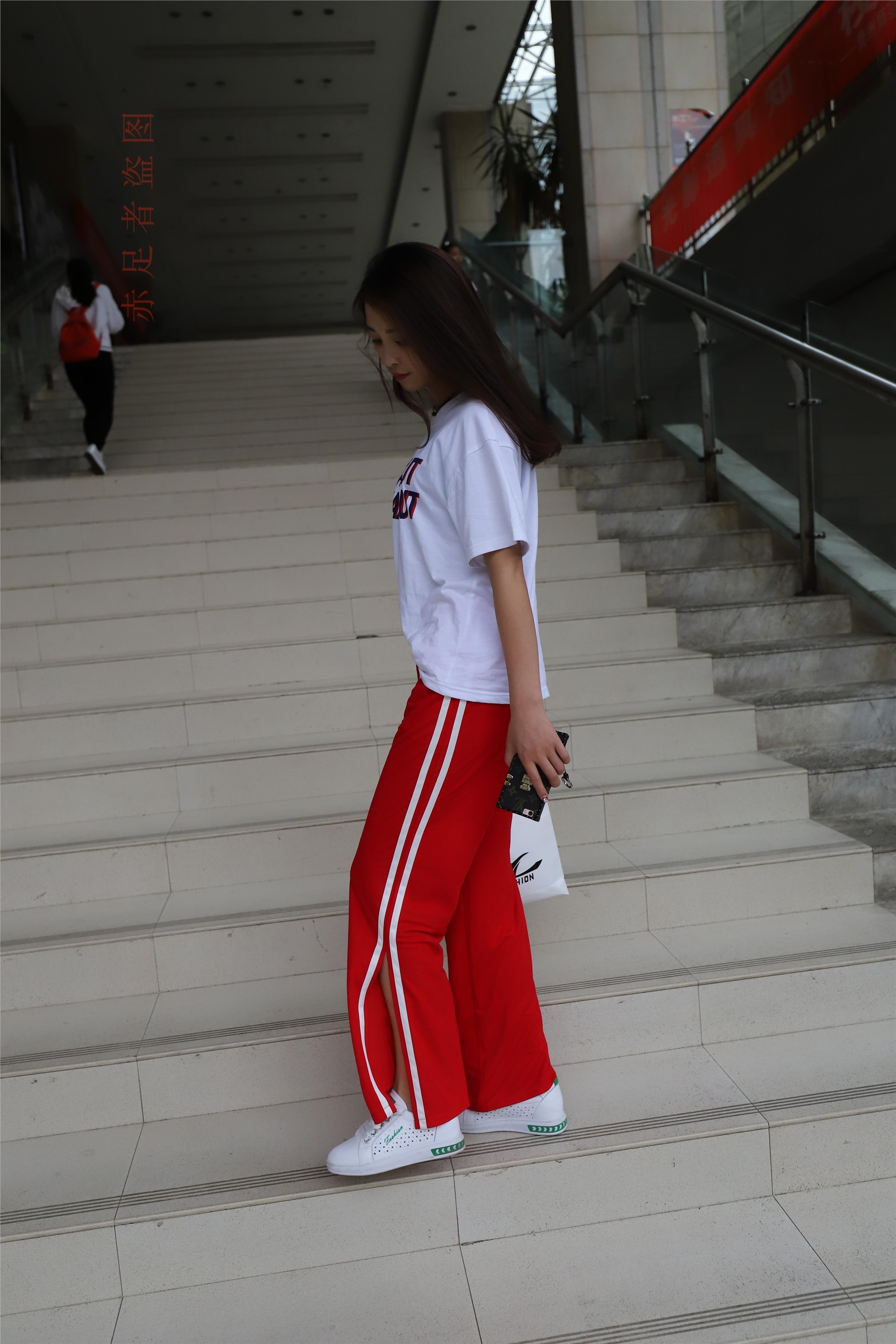 大西瓜套图 2018 6月活动模特1   纯船袜