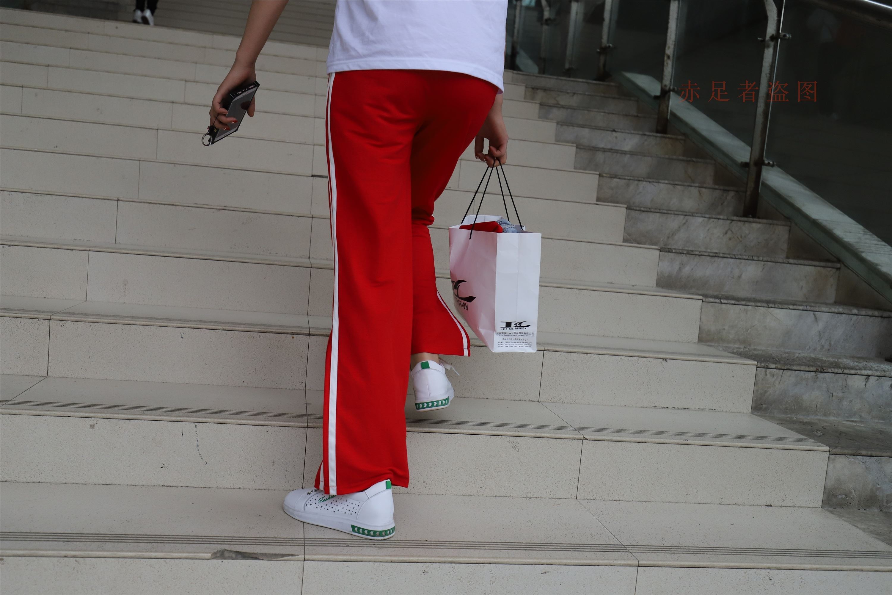 大西瓜套图 2018 6月活动模特1   纯船袜