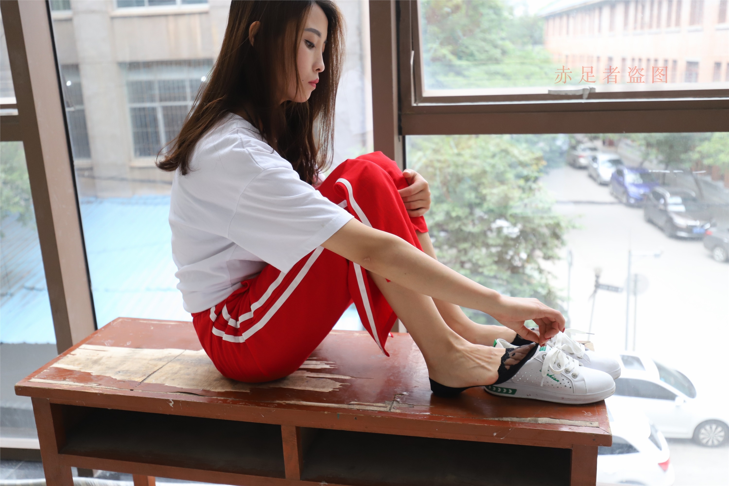 大西瓜套图 2018 6月活动模特1   纯船袜