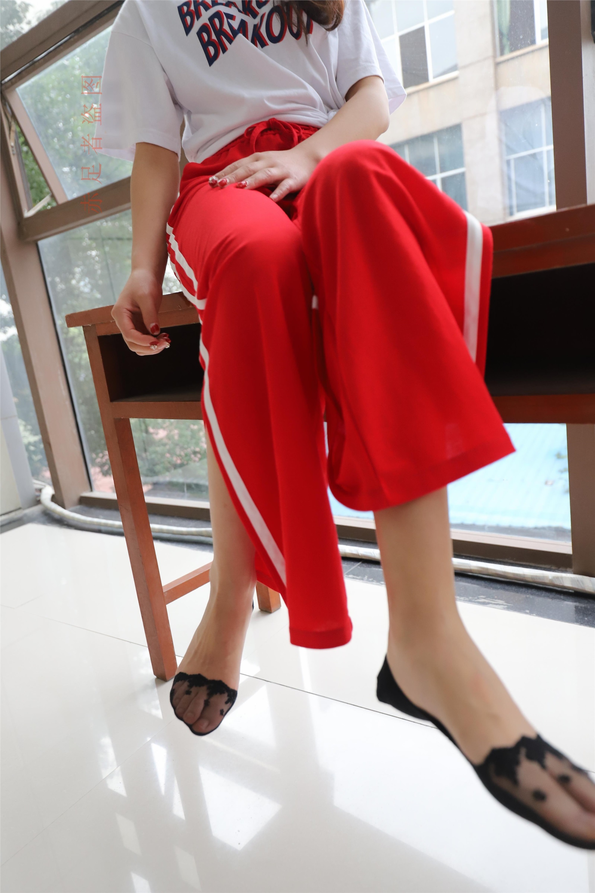 大西瓜套图 2018 6月活动模特1   纯船袜