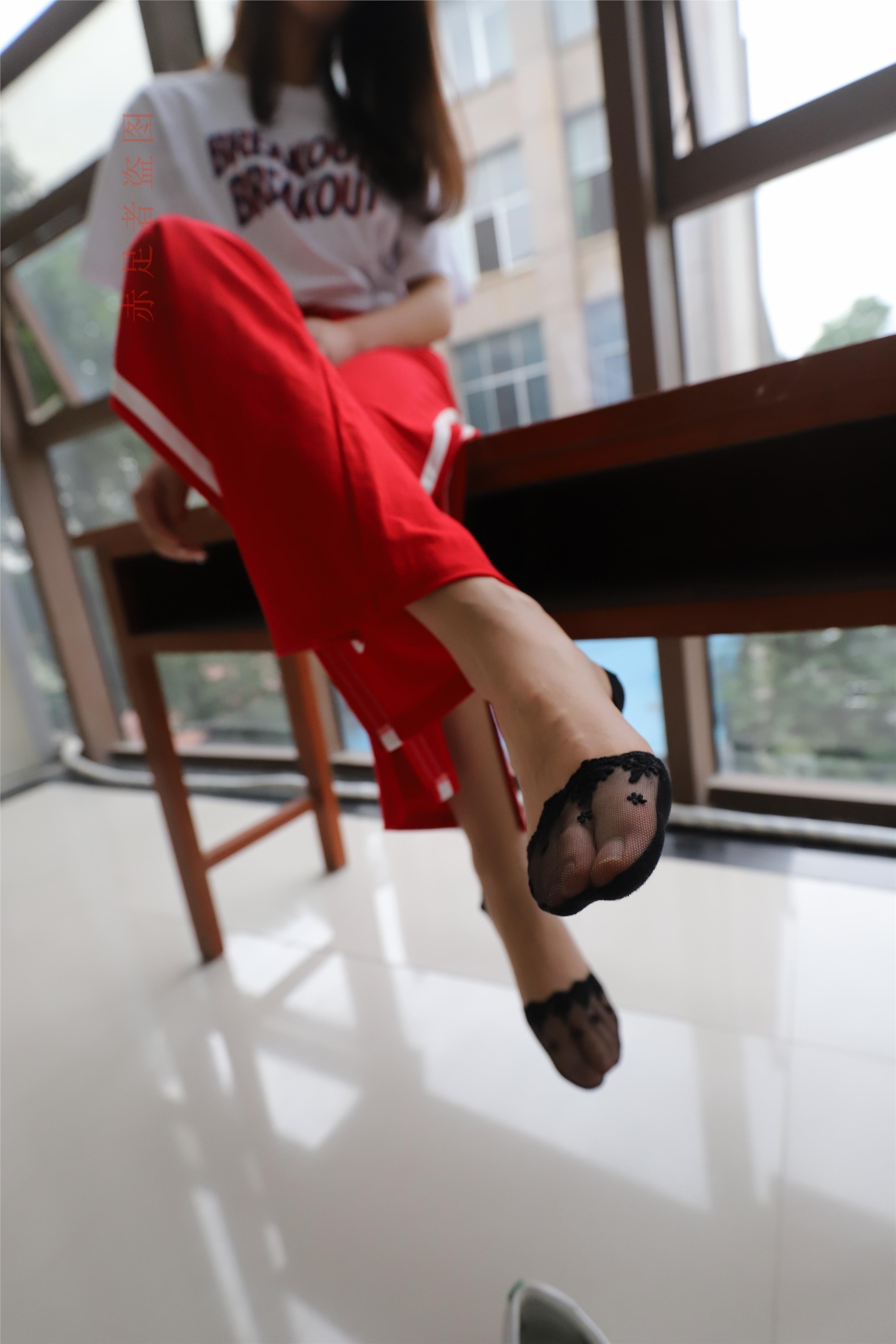 大西瓜套图 2018 6月活动模特1   纯船袜