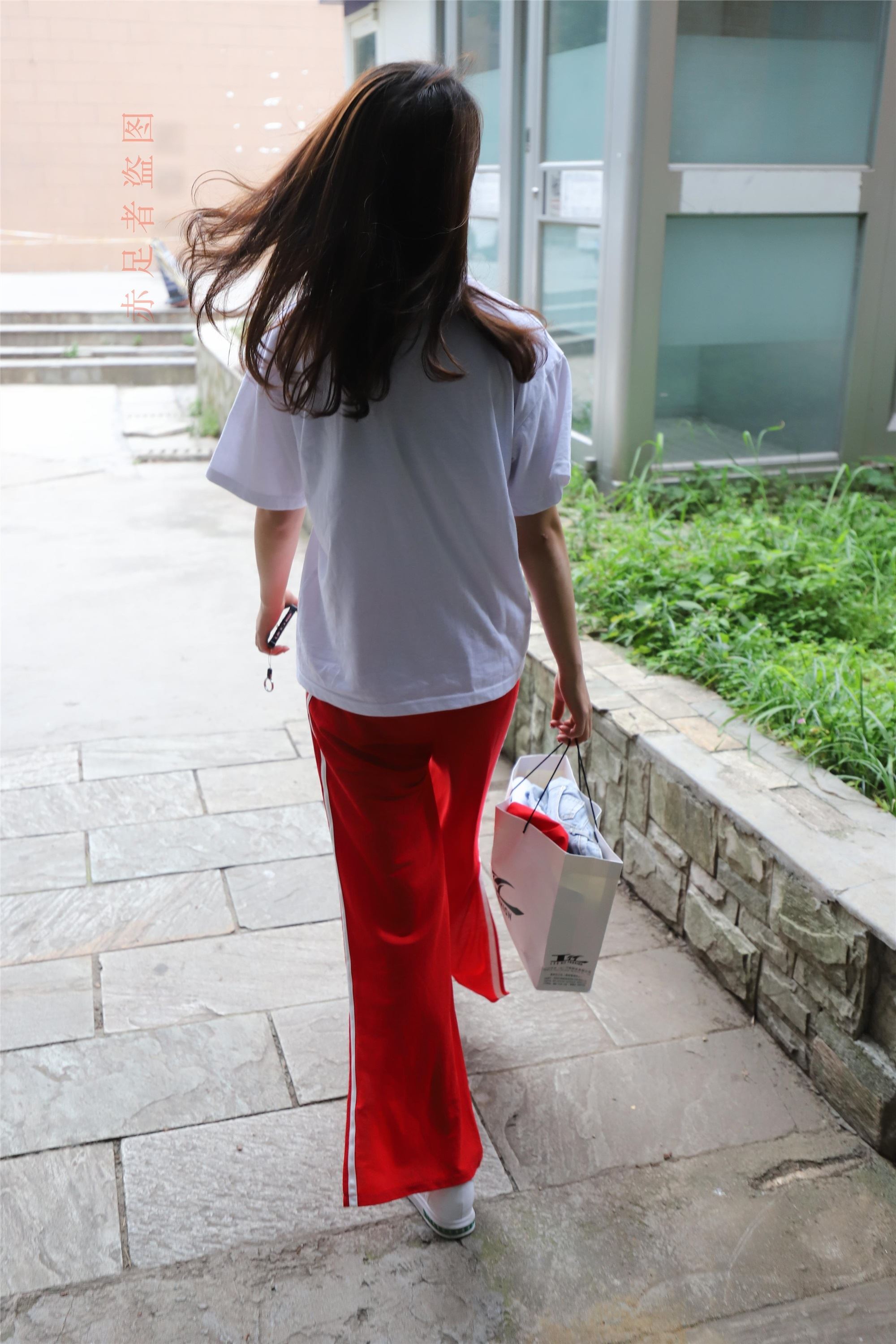 大西瓜套图 2018 6月活动模特1   纯船袜