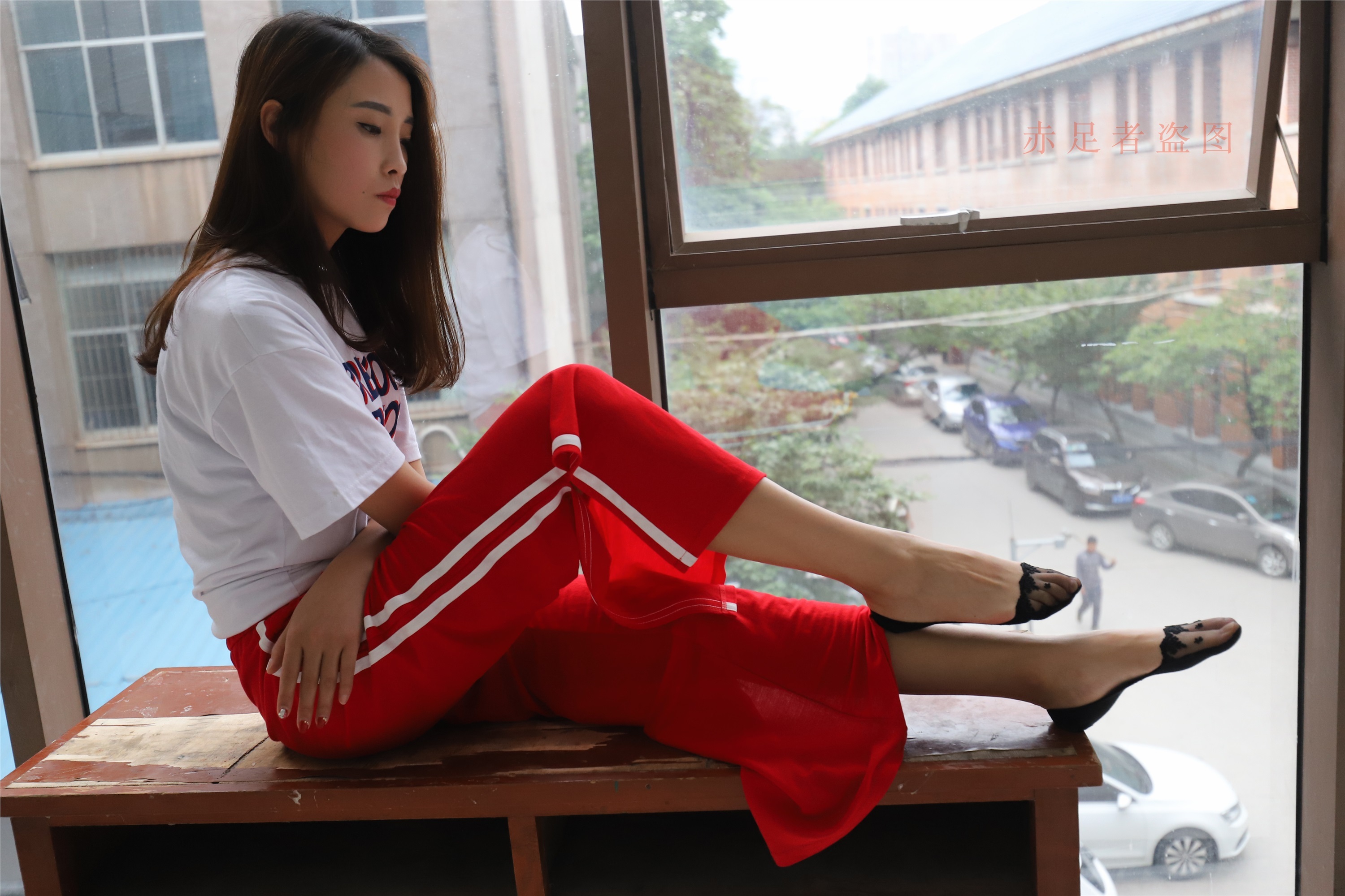 大西瓜套图 2018 6月活动模特1   纯船袜