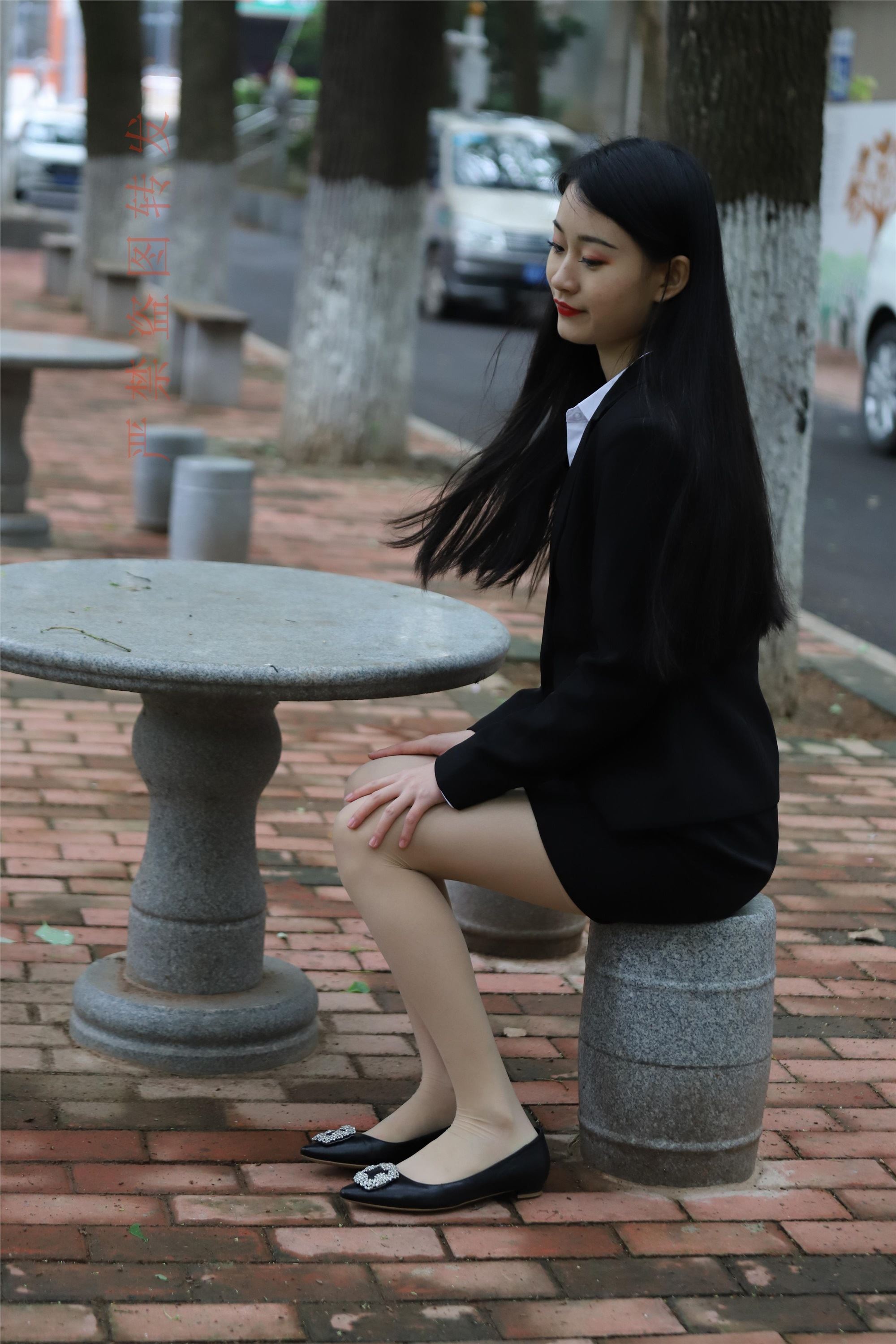 大西瓜套图 2018 4月活动 模特一 制服包裙1