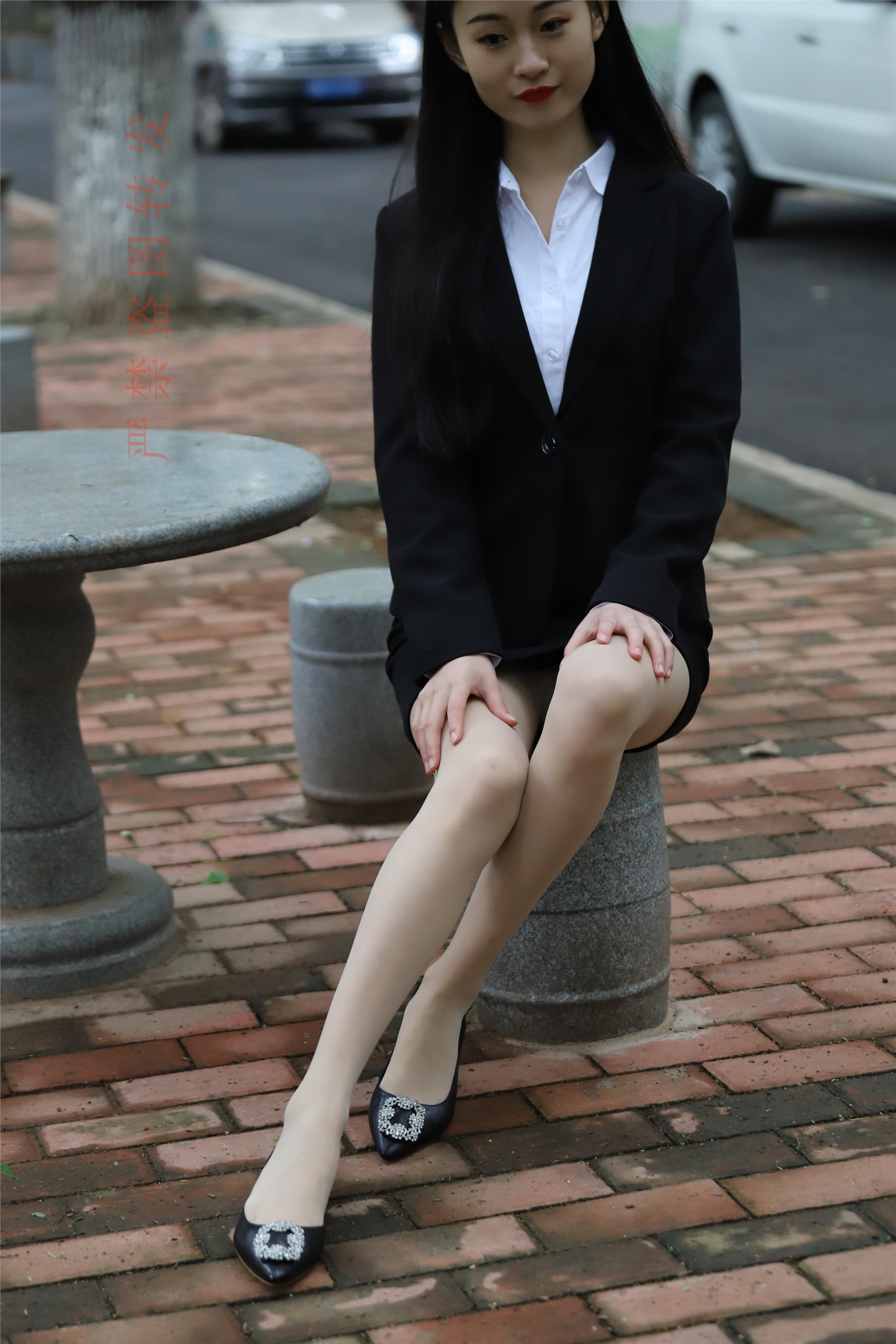 大西瓜套图 2018 4月活动 模特一 制服包裙1