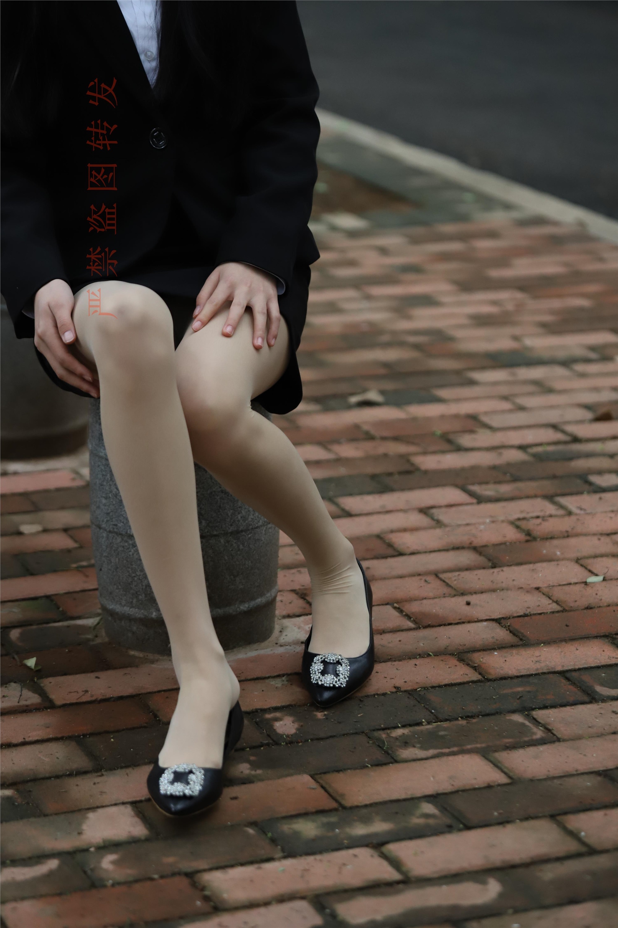 大西瓜套图 2018 4月活动 模特一 制服包裙1