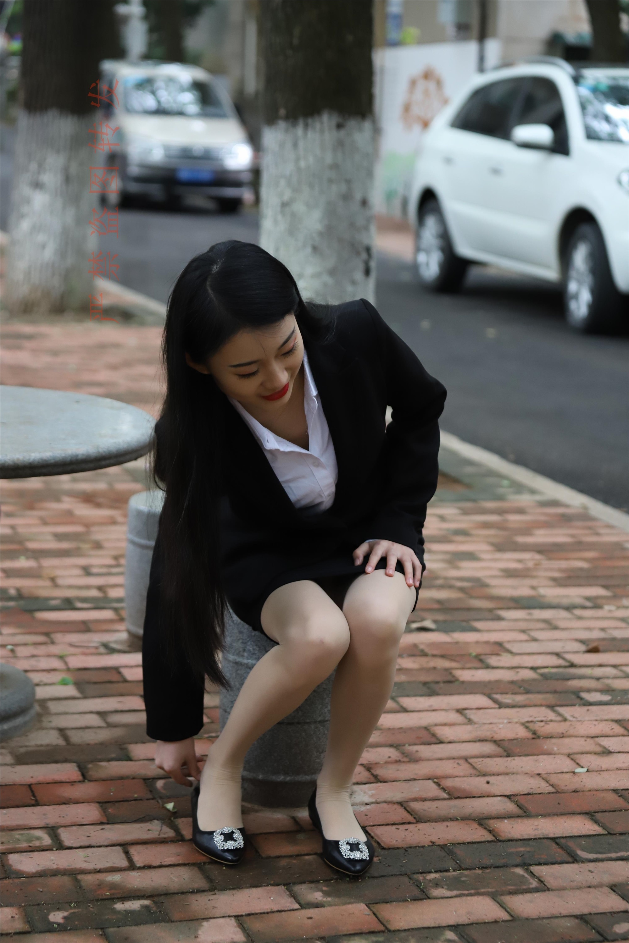 大西瓜套图 2018 4月活动 模特一 制服包裙1