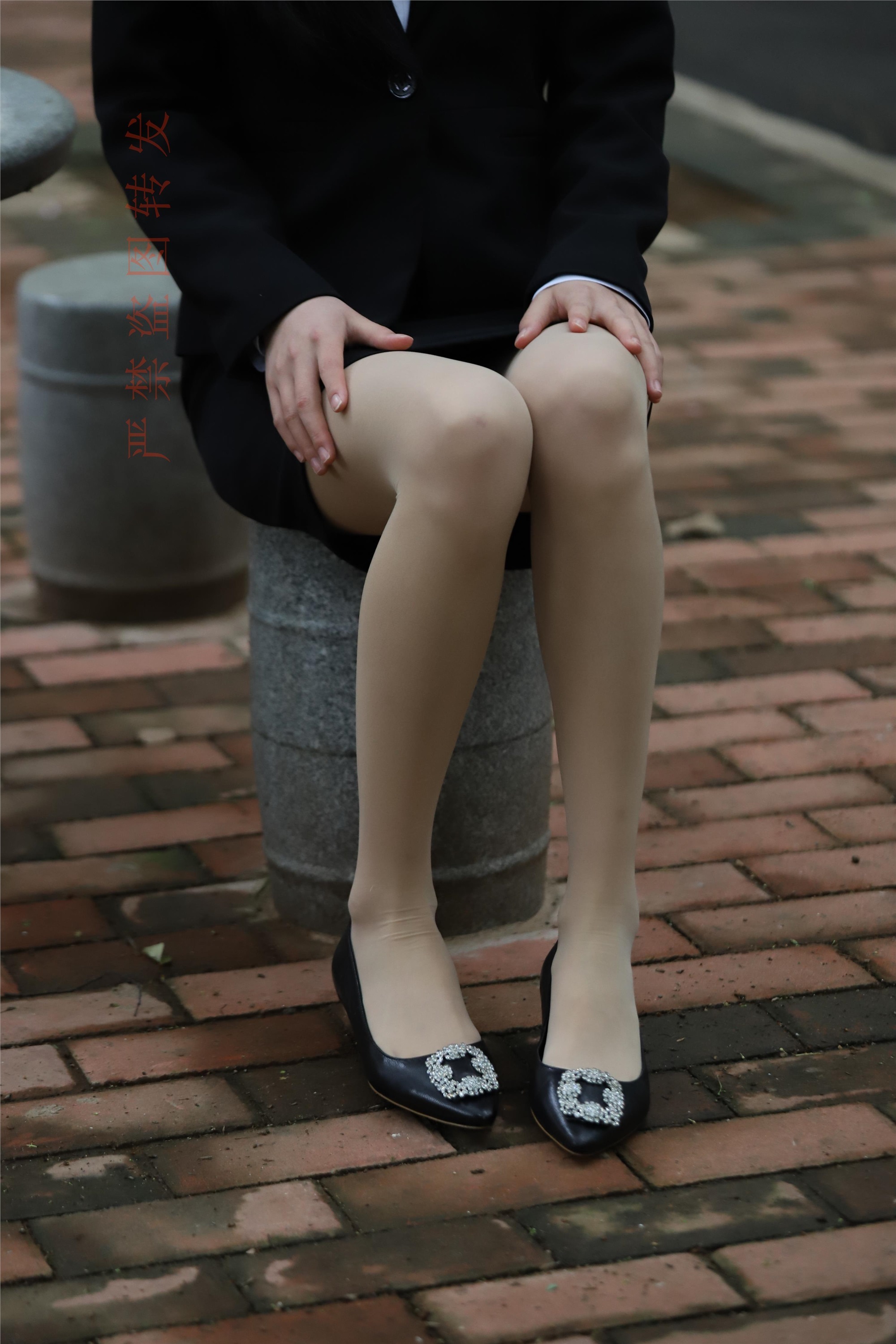 大西瓜套图 2018 4月活动 模特一 制服包裙1