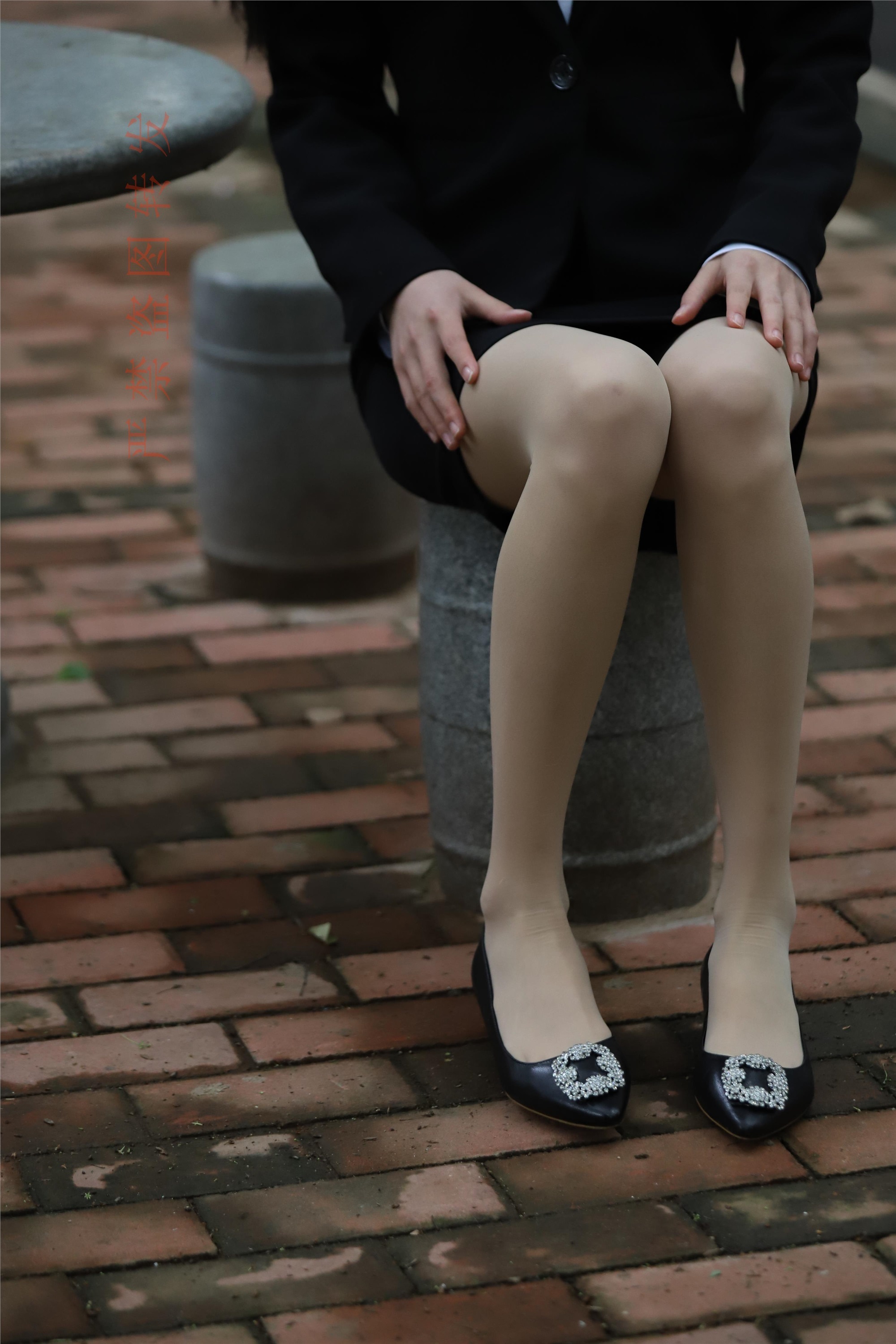 大西瓜套图 2018 4月活动 模特一 制服包裙1