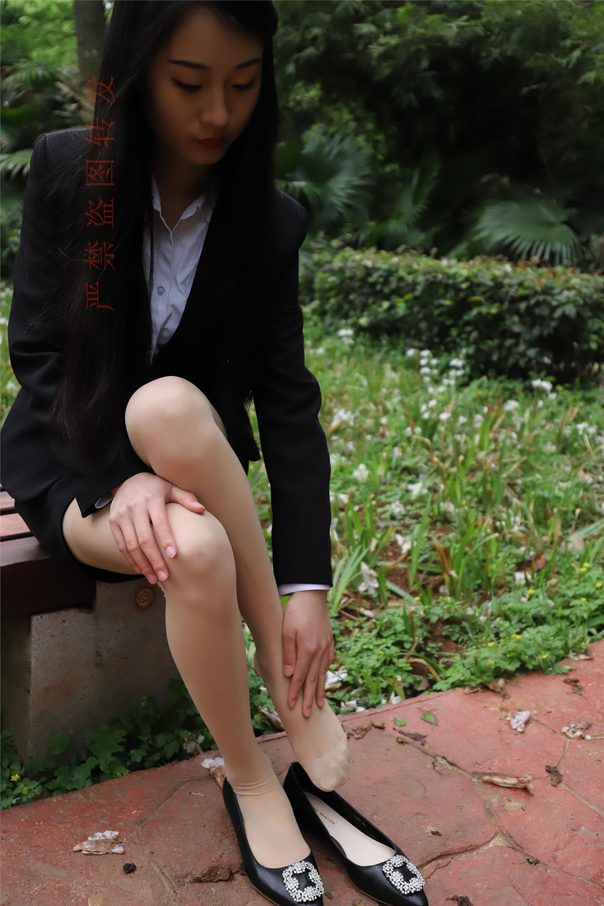 大西瓜套图 2018 4月活动 模特一 制服包裙2