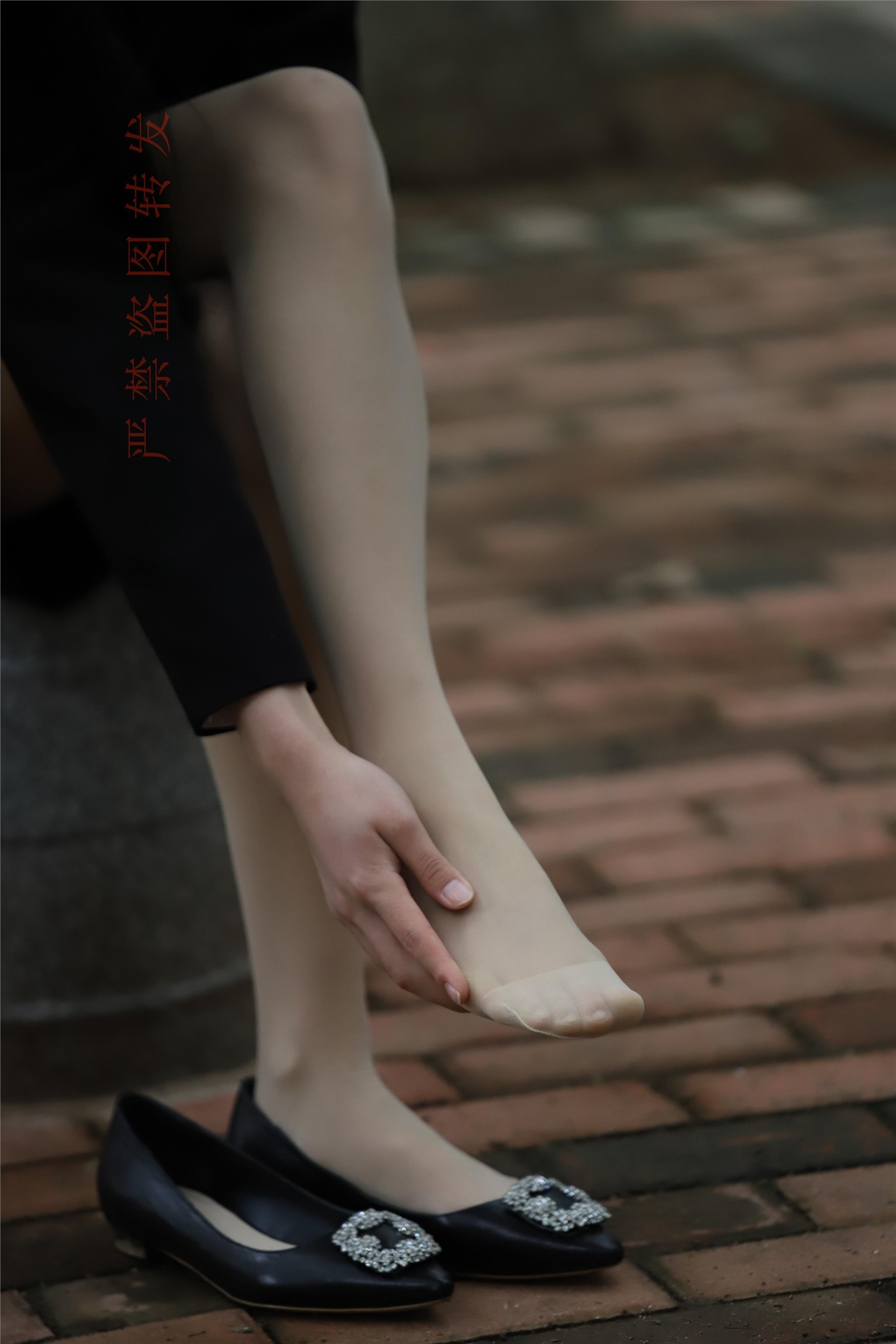 大西瓜套图 2018 4月活动 模特一 制服包裙2