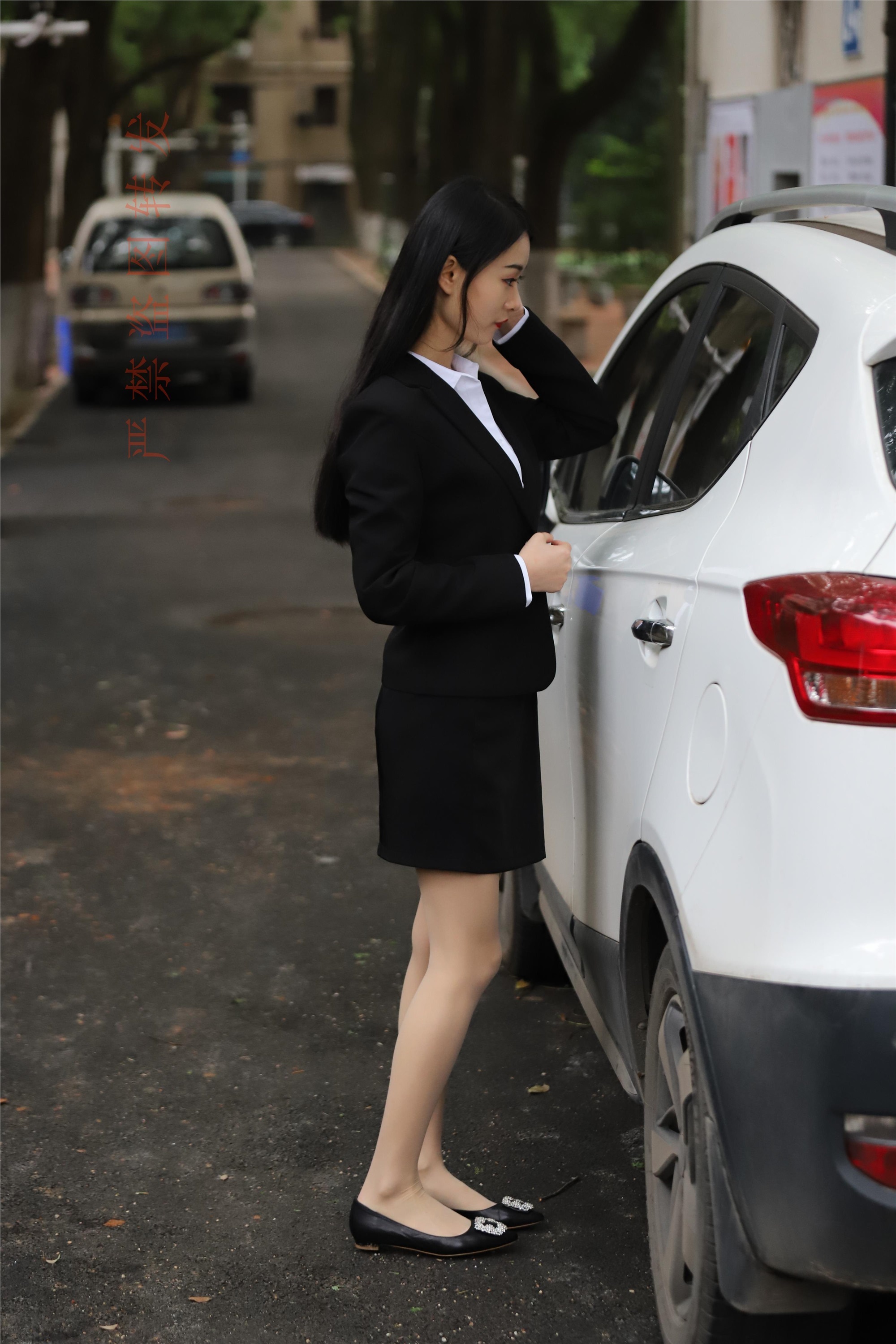 大西瓜套图 2018 4月活动 模特一 制服包裙2