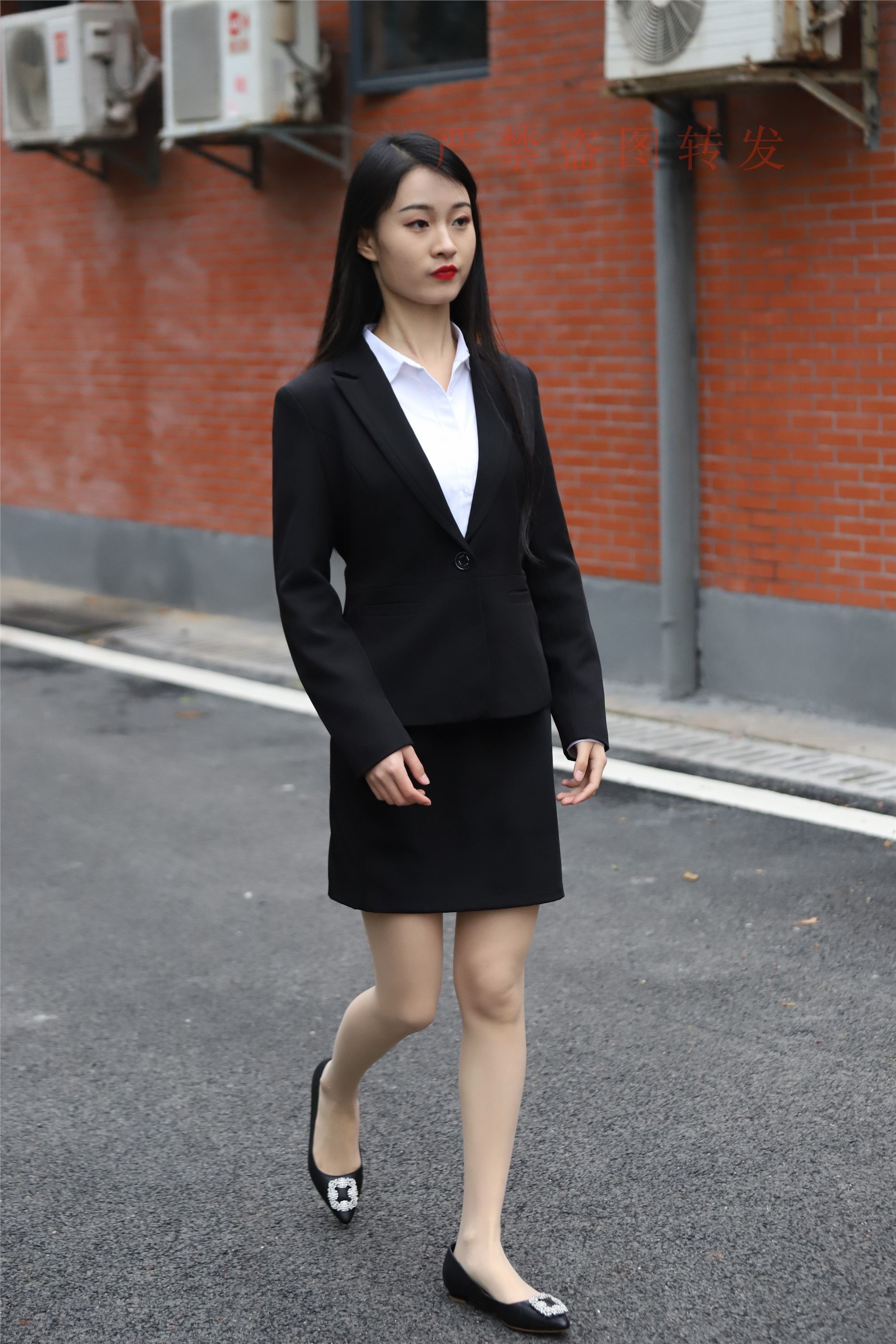 大西瓜套图 2018 4月活动 模特一 制服包裙2