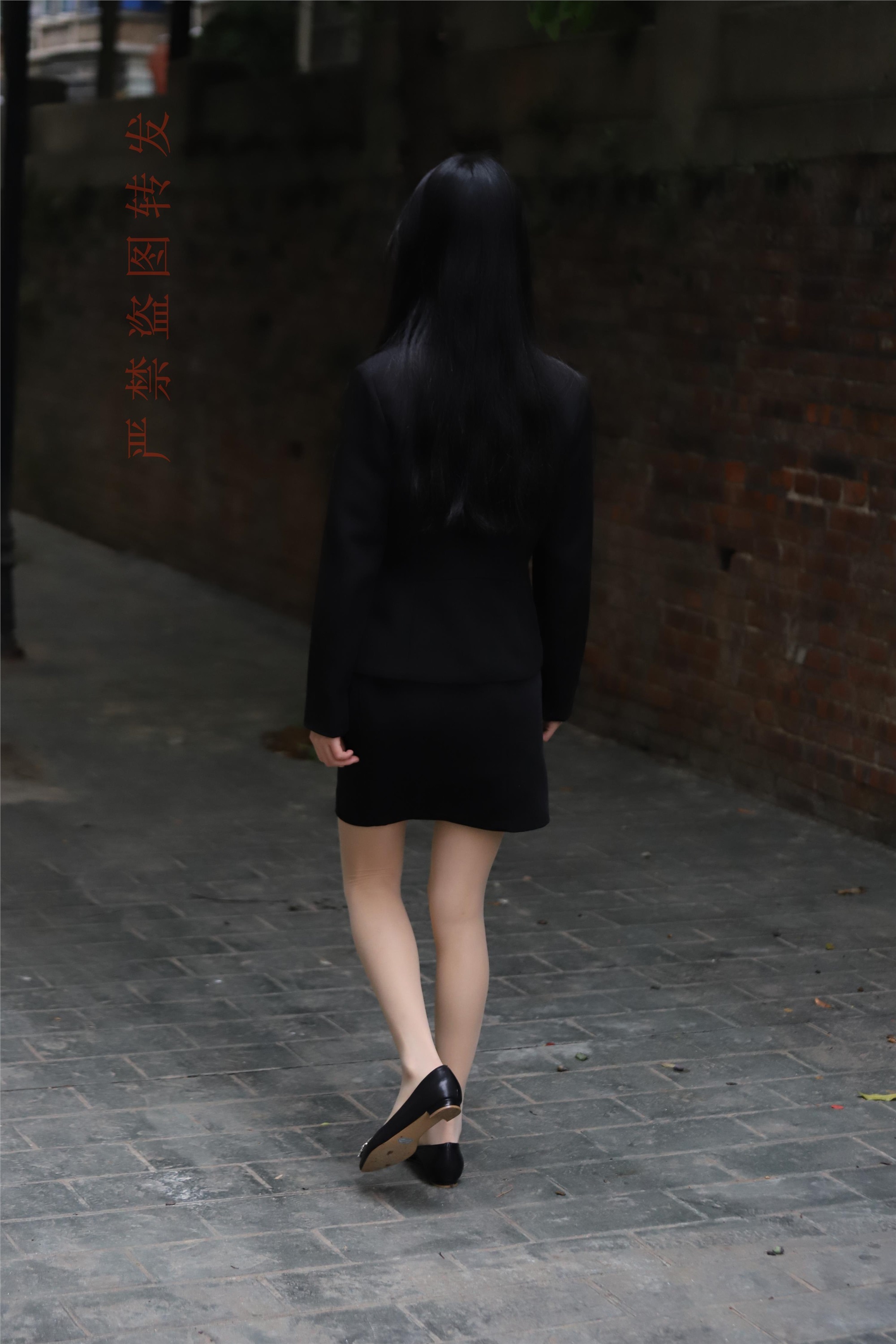 大西瓜套图 2018 4月活动 模特一 制服包裙2