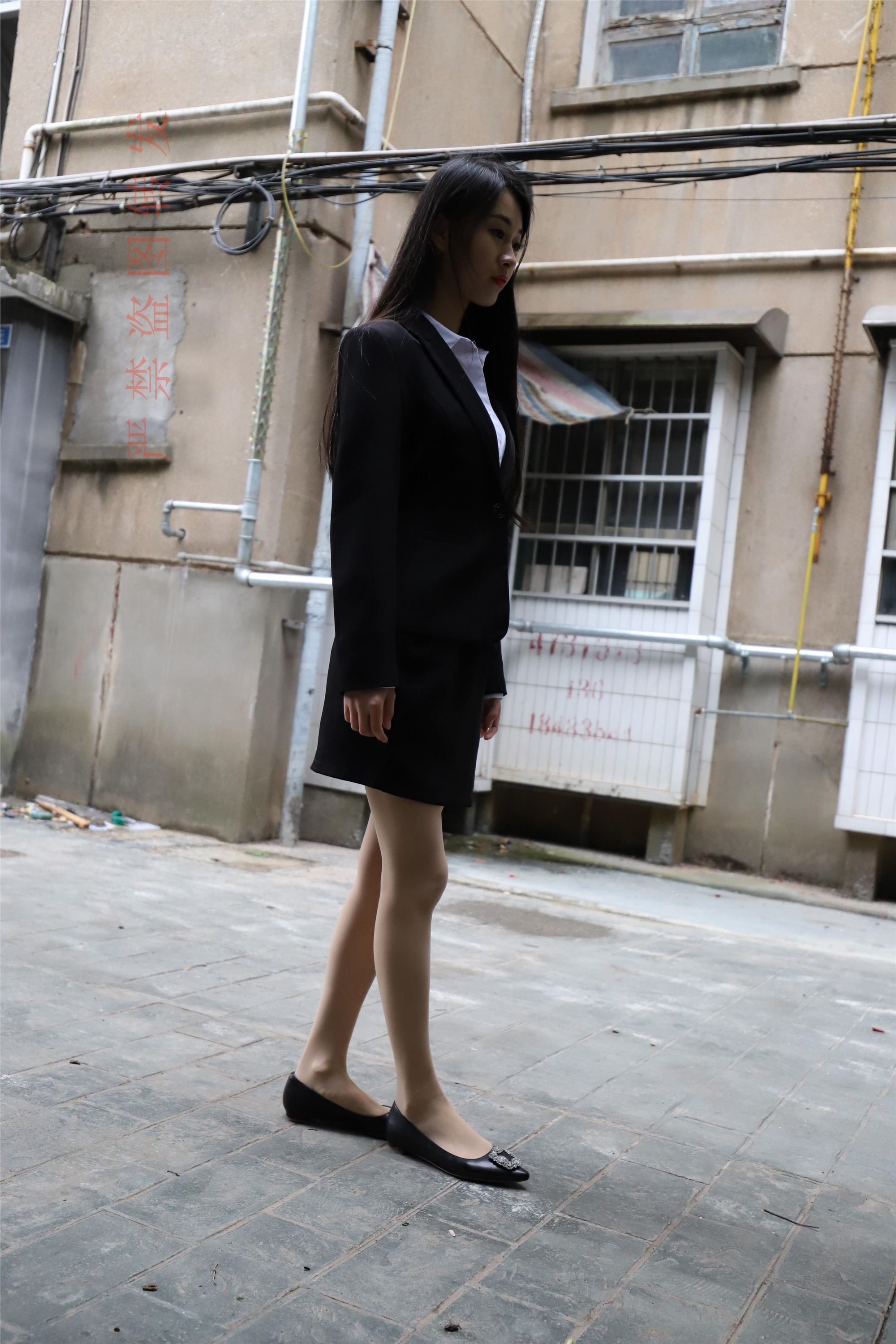 大西瓜套图 2018 4月活动 模特一 制服包裙2