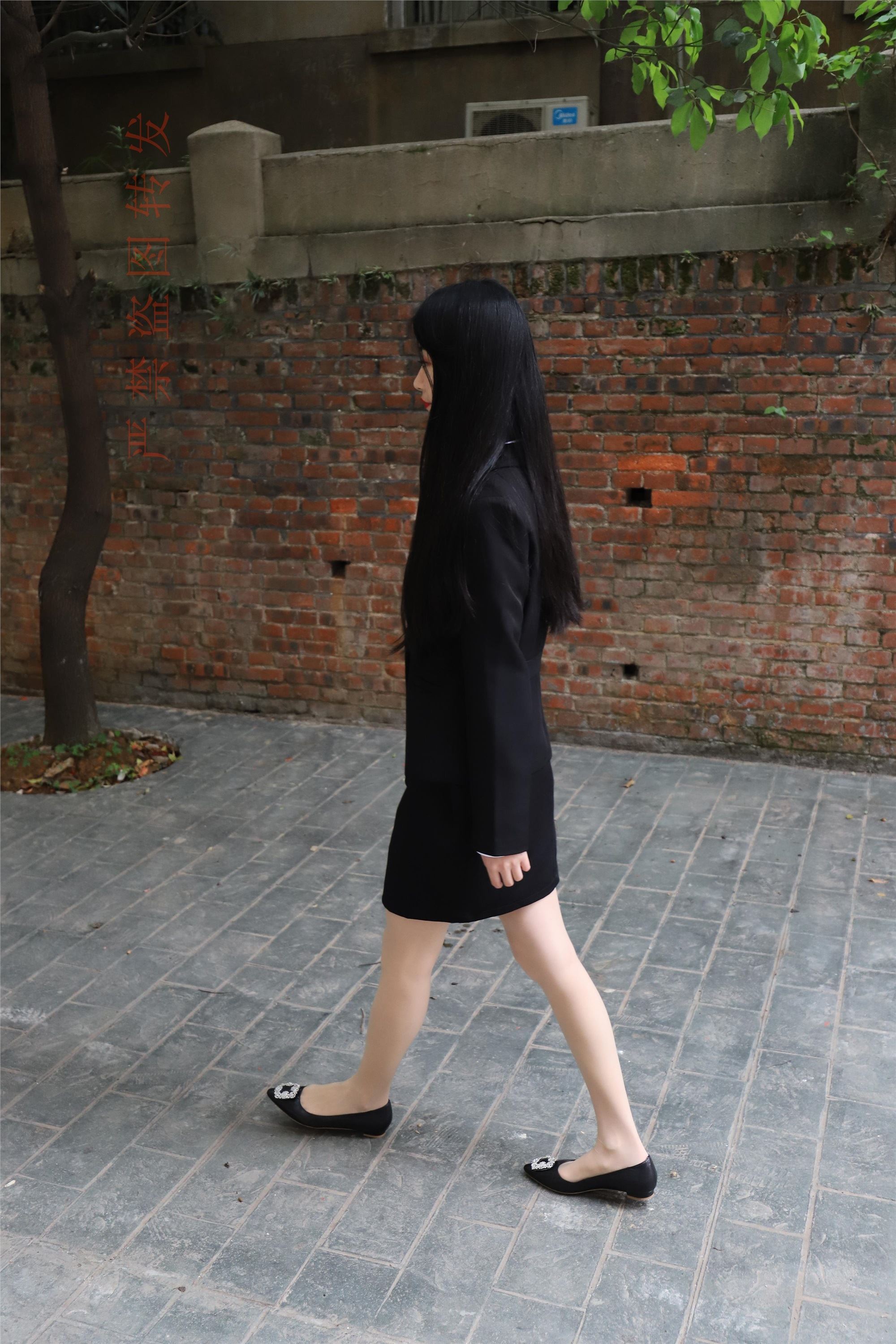 大西瓜套图 2018 4月活动 模特一 制服包裙2