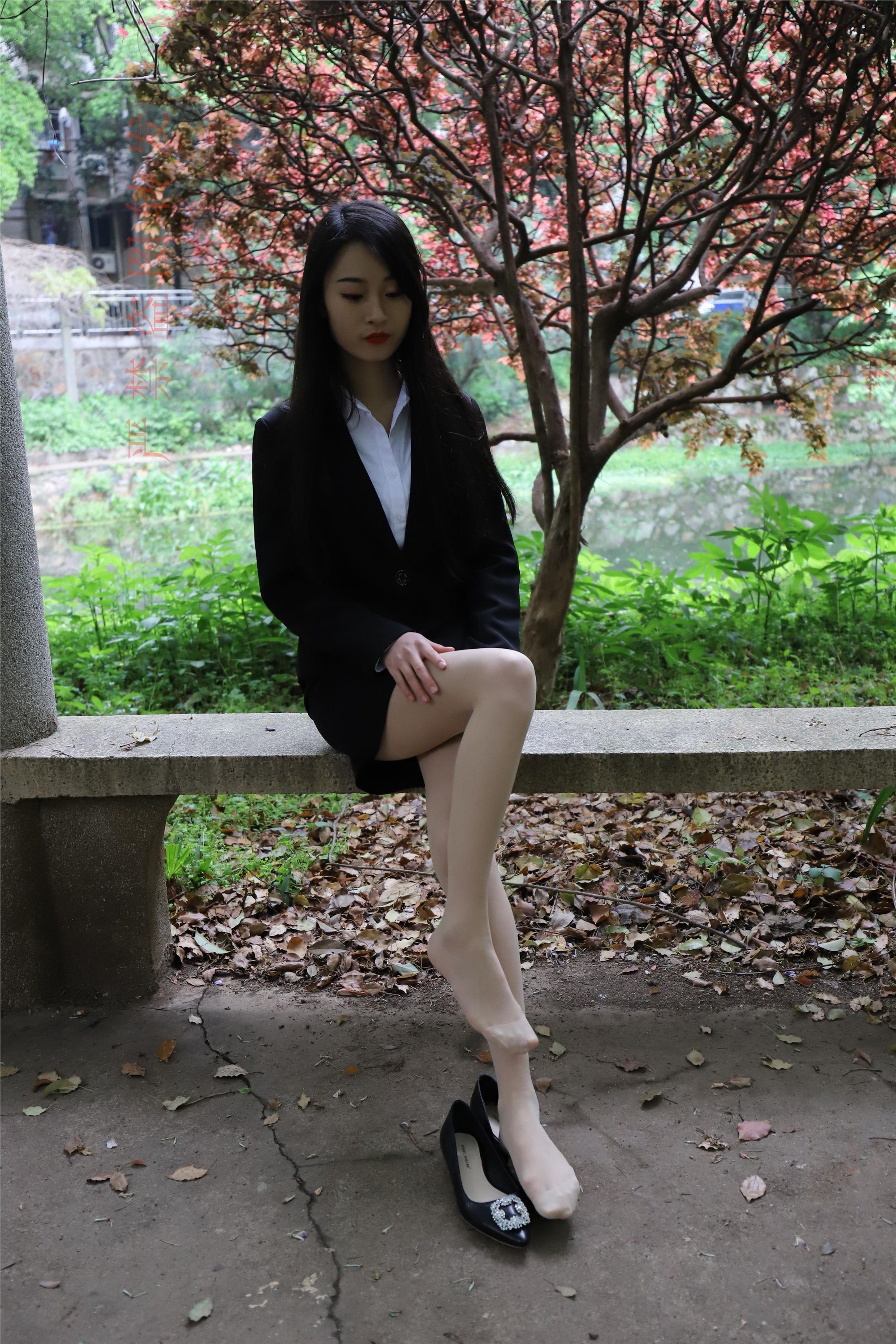 大西瓜套图 2018 4月活动 模特一 制服包裙2