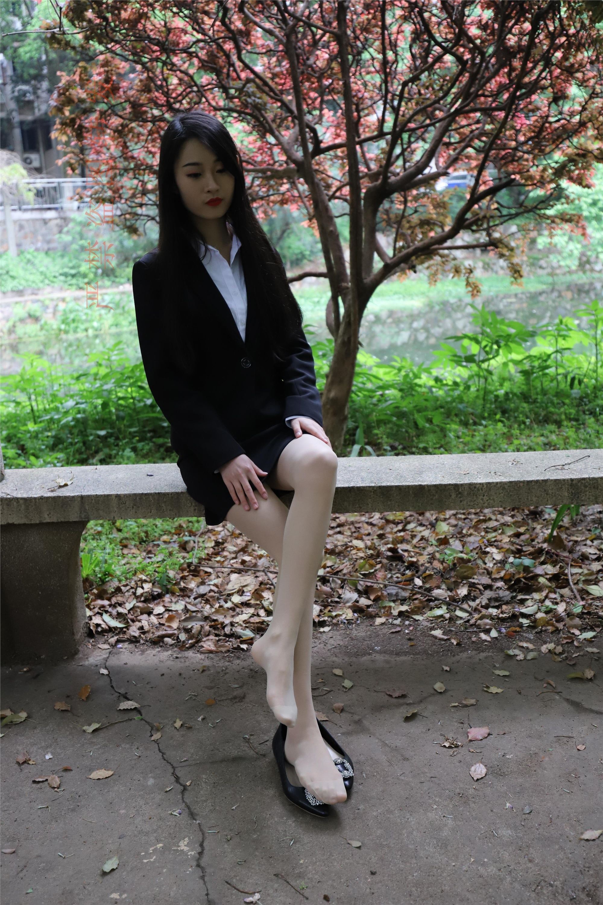 大西瓜套图 2018 4月活动 模特一 制服包裙2