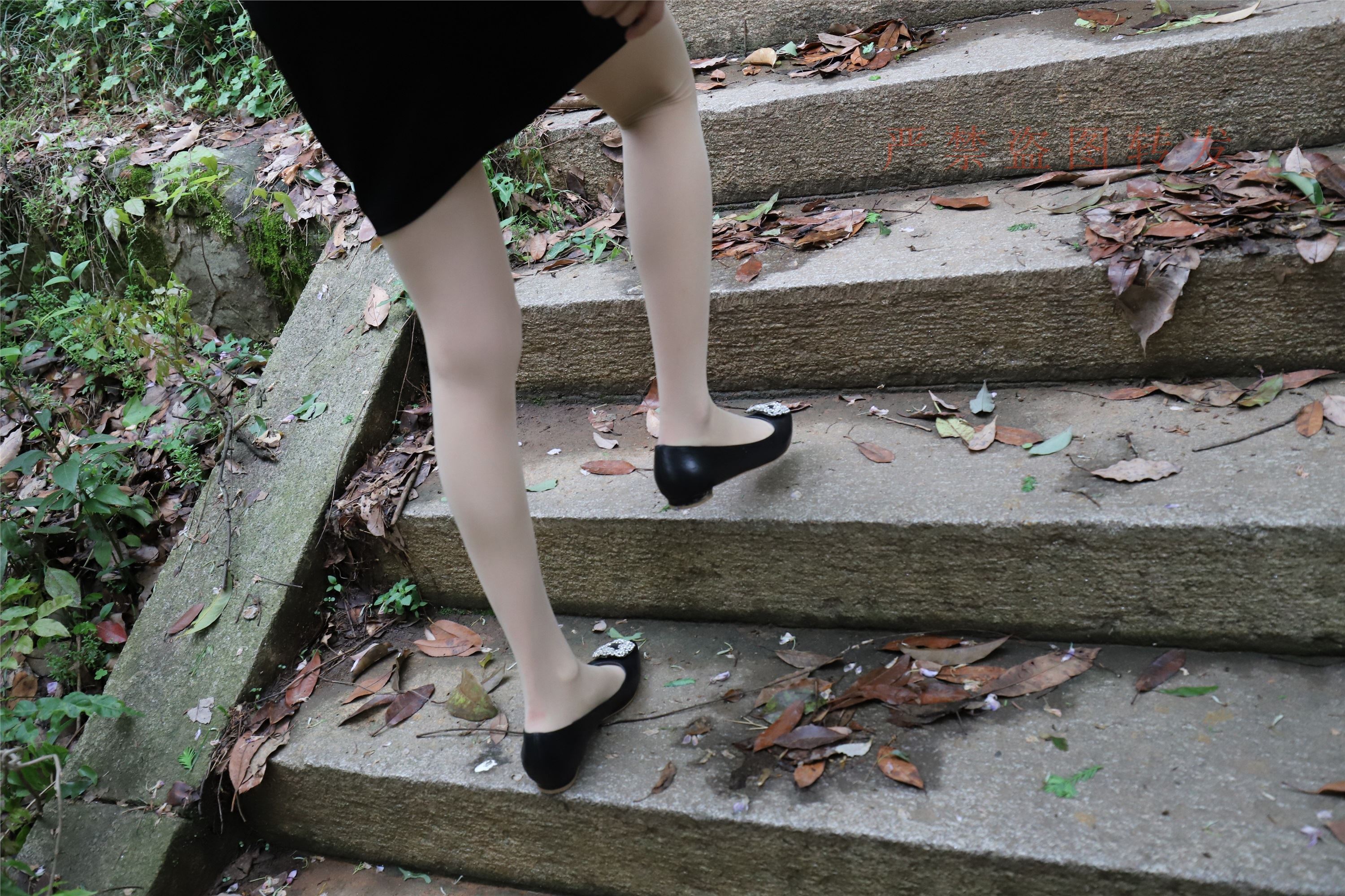 大西瓜套图 2018 4月活动 模特一 制服包裙2