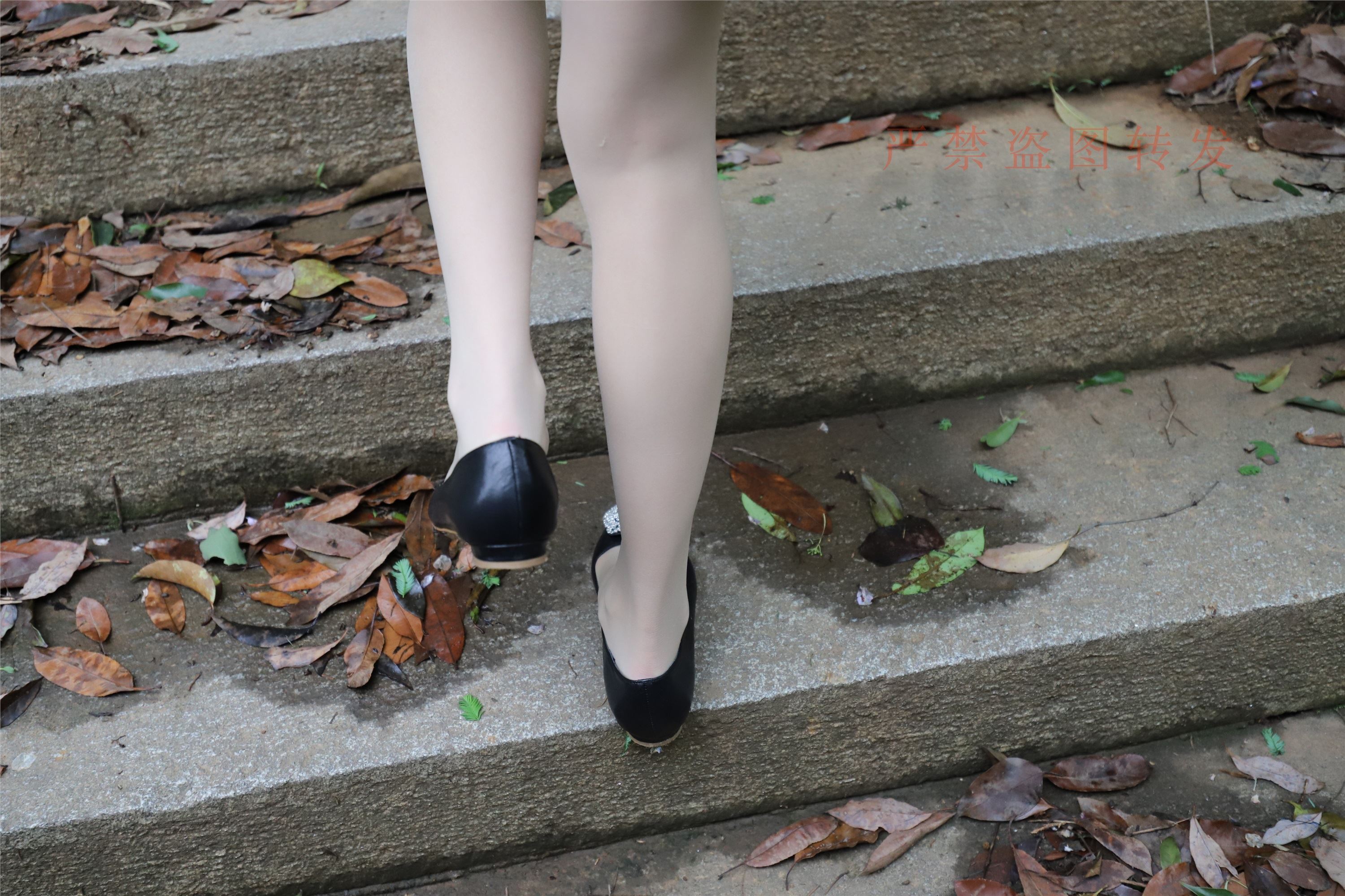 大西瓜套图 2018 4月活动 模特一 制服包裙2